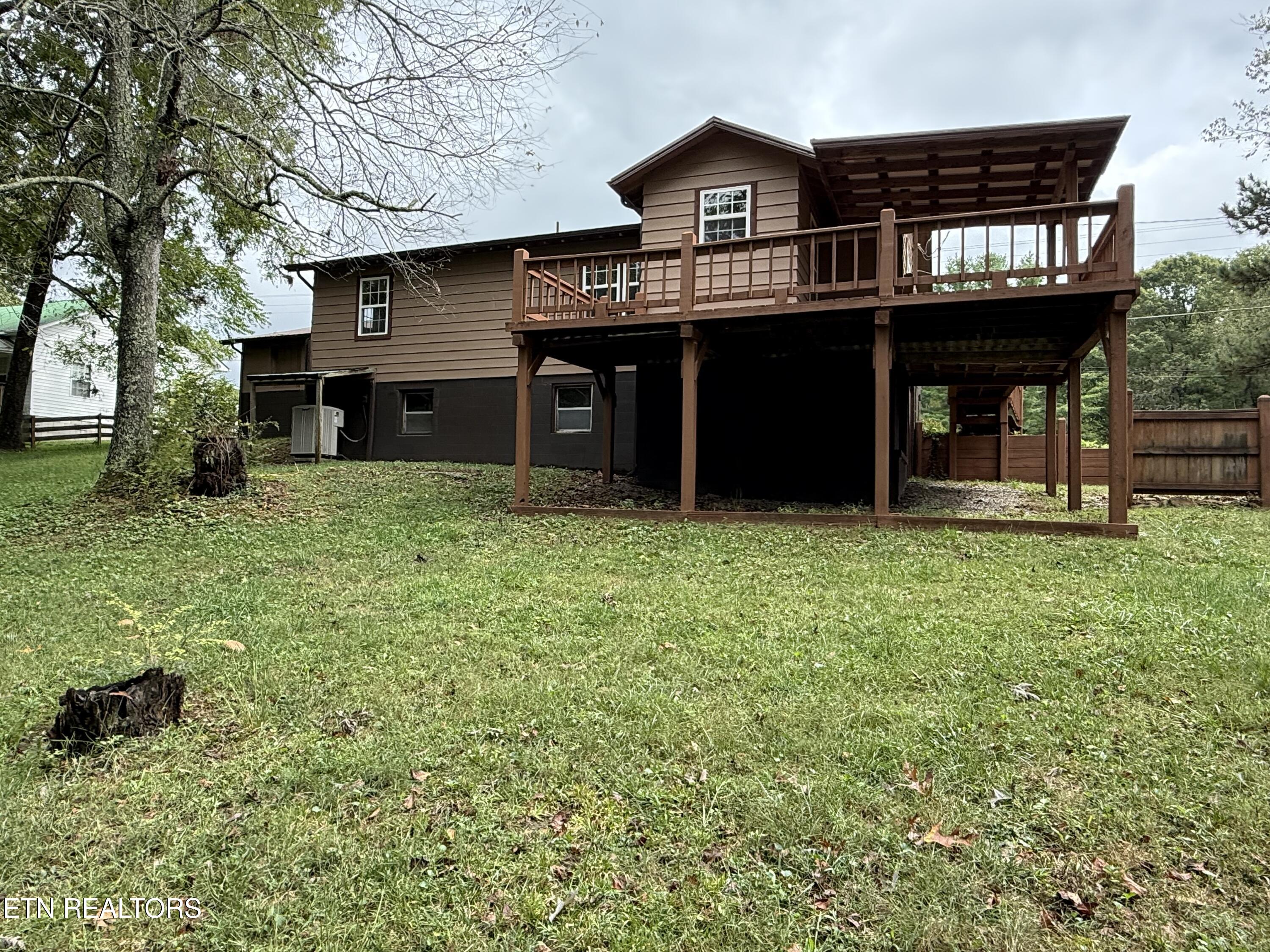 822 Allardt Highway Jamestown TN 38556
