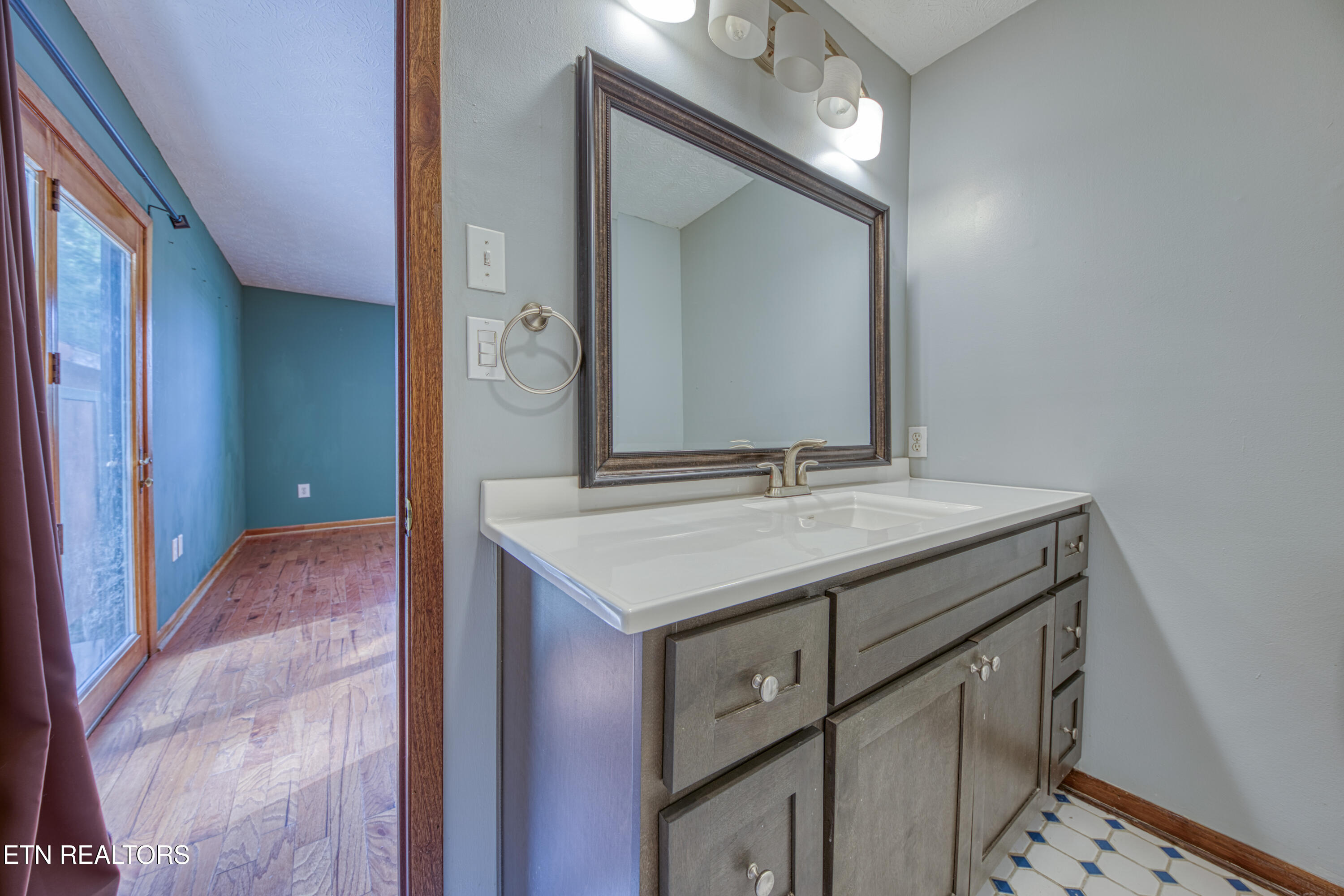 235 Hilltop Street Huntsville TN 37756
