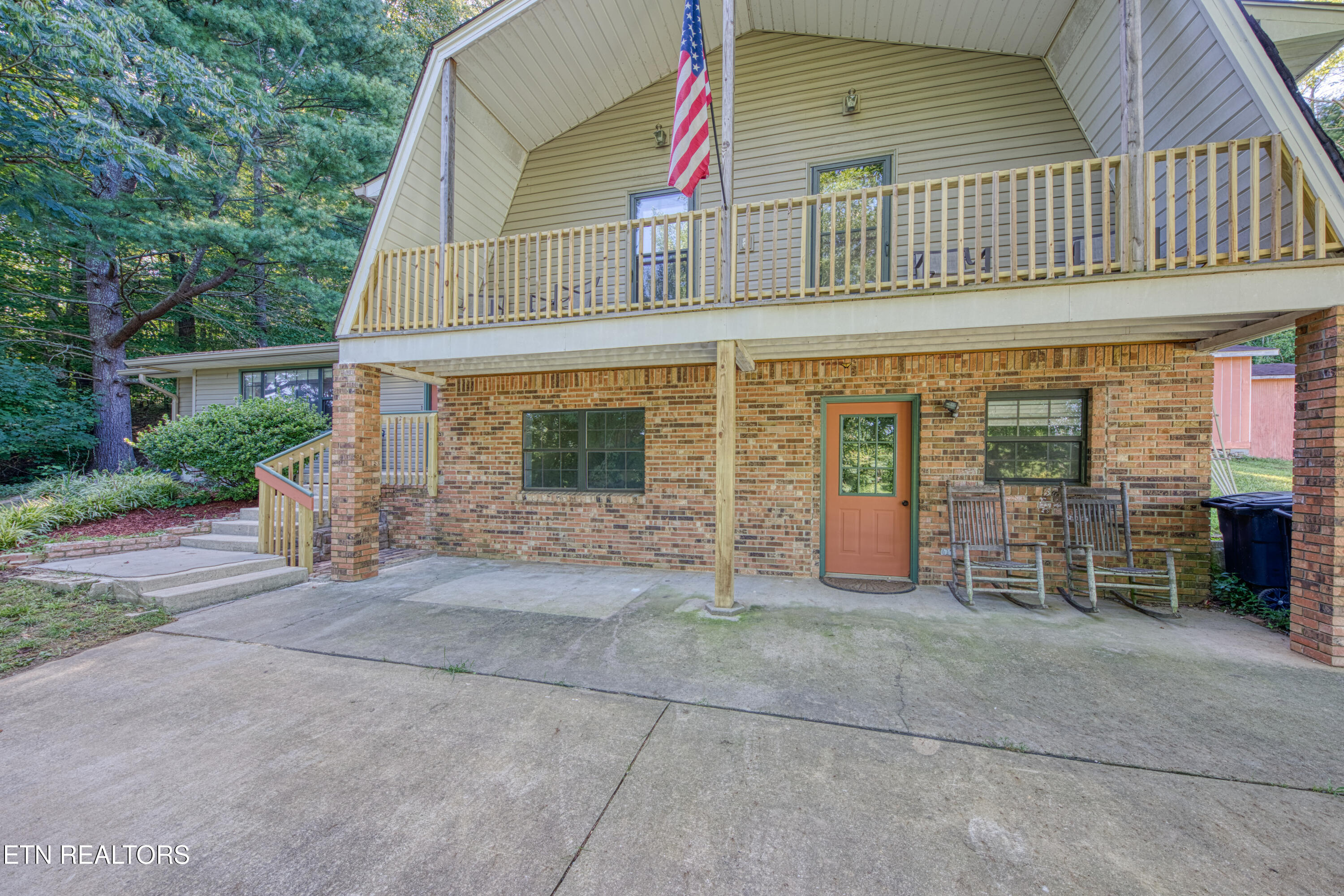 235 Hilltop Street Huntsville TN 37756