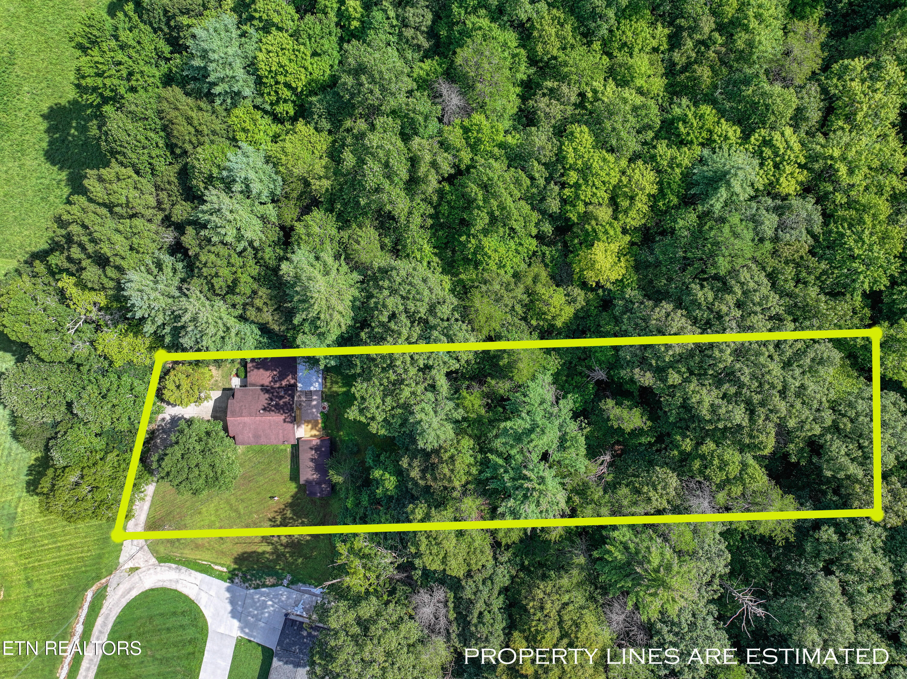 235 Hilltop Street Huntsville TN 37756