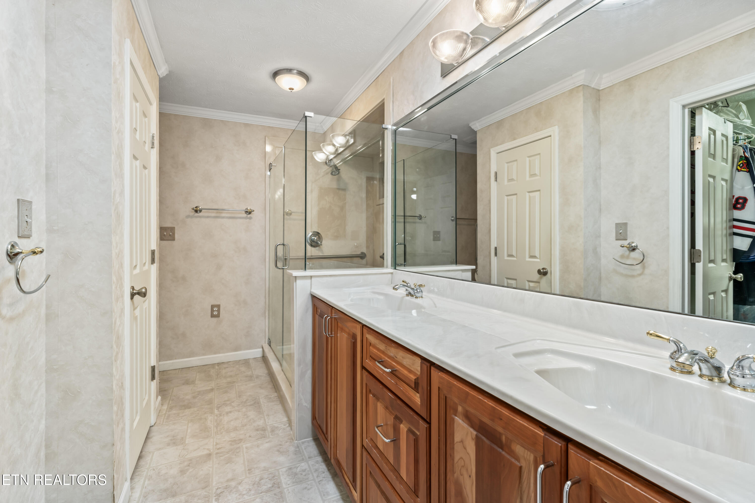 481 Wilaway Road Maryville TN 37801