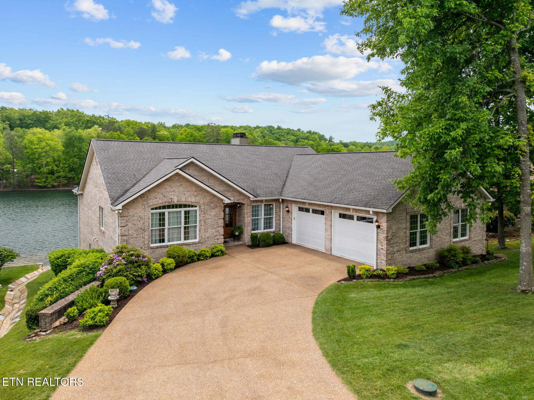 150 Motthaven Drive Crossville TN 38558