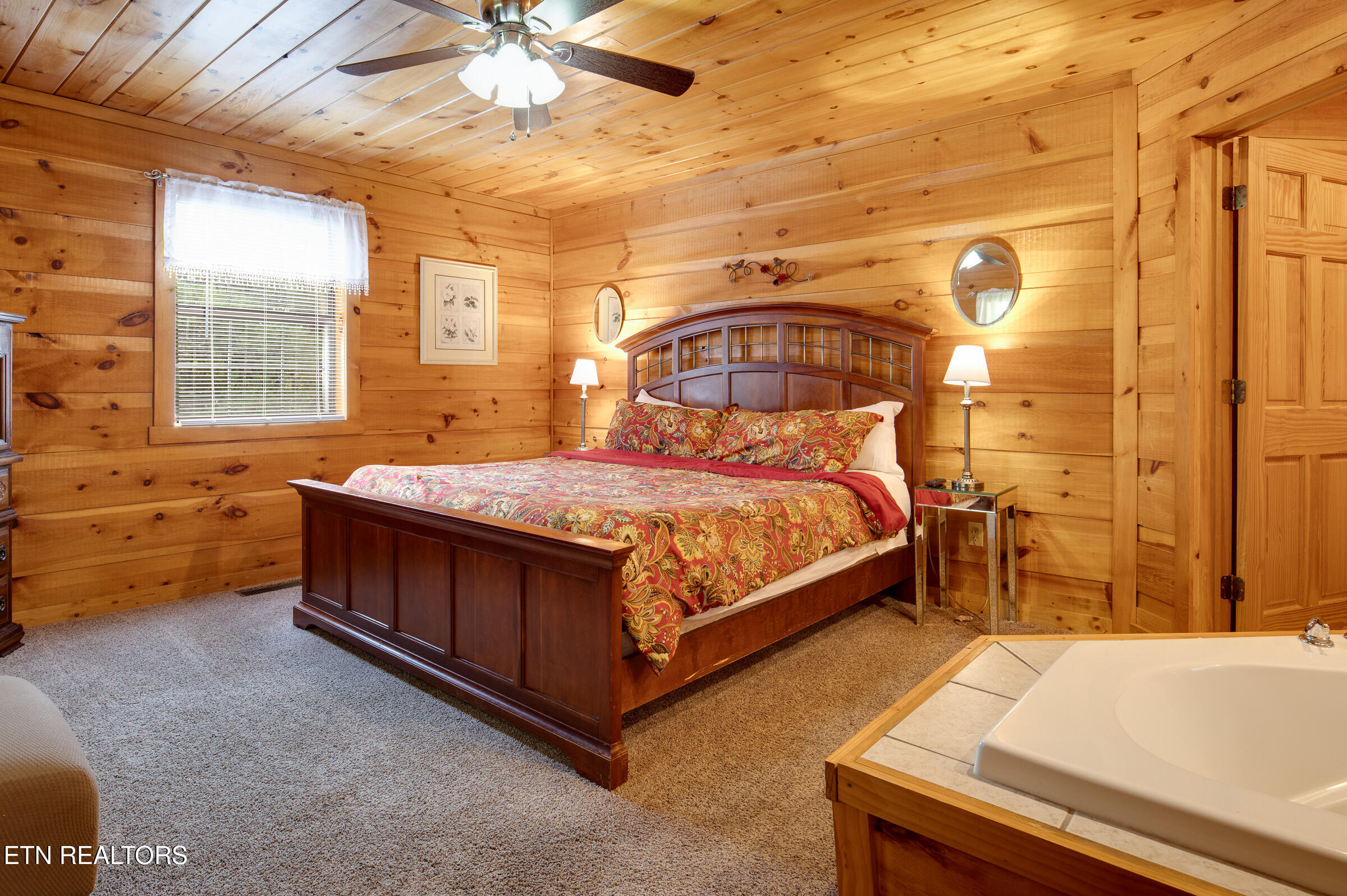 1433 Twin Rock Drive Sevierville TN 37862