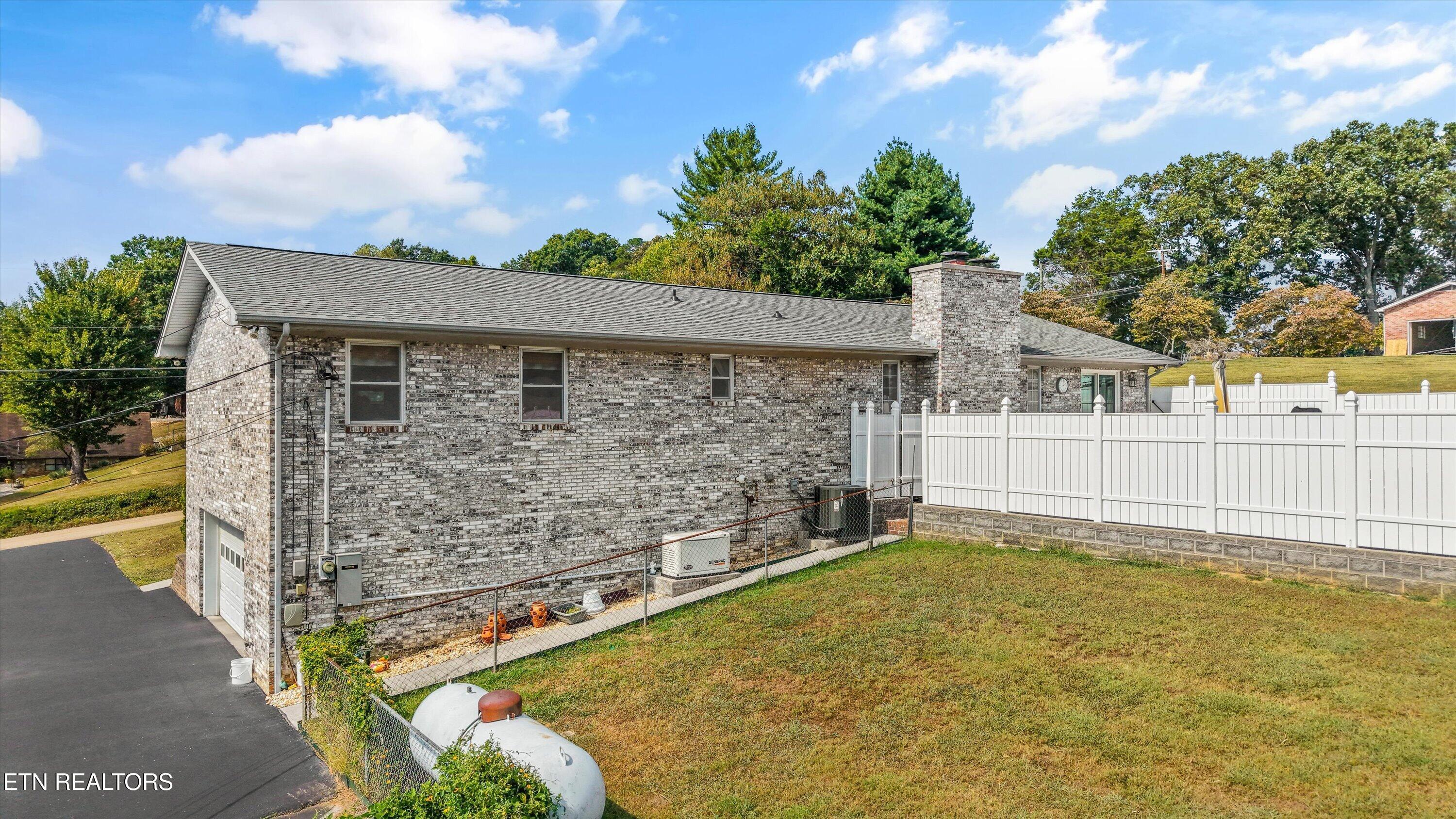 8120 Bell Road Knoxville TN 37938