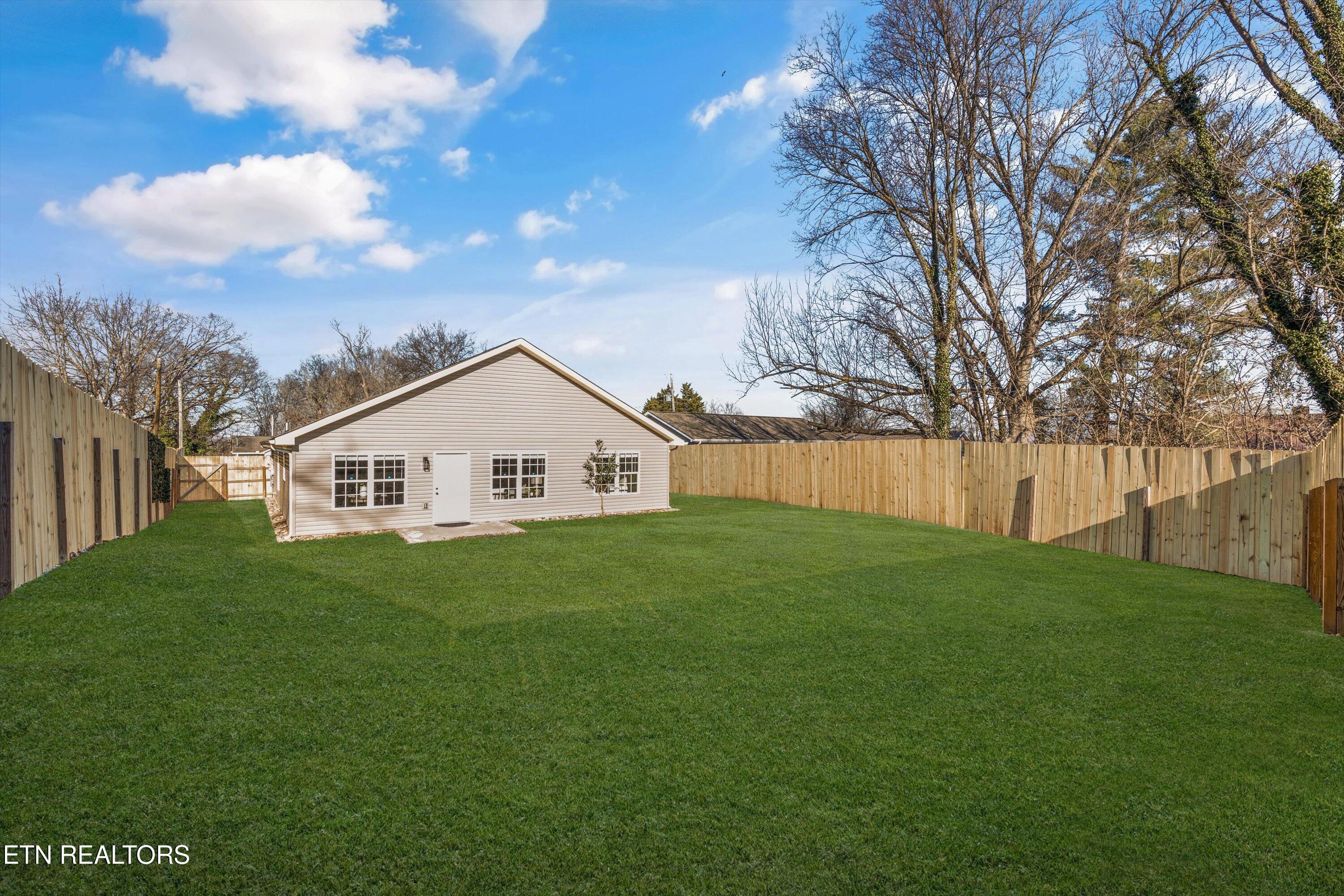 1304 Jefferson Avenue Maryville TN 37804