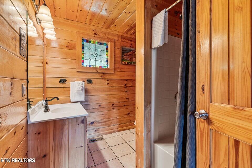 2715 Dayne Drive Sevierville TN 37876