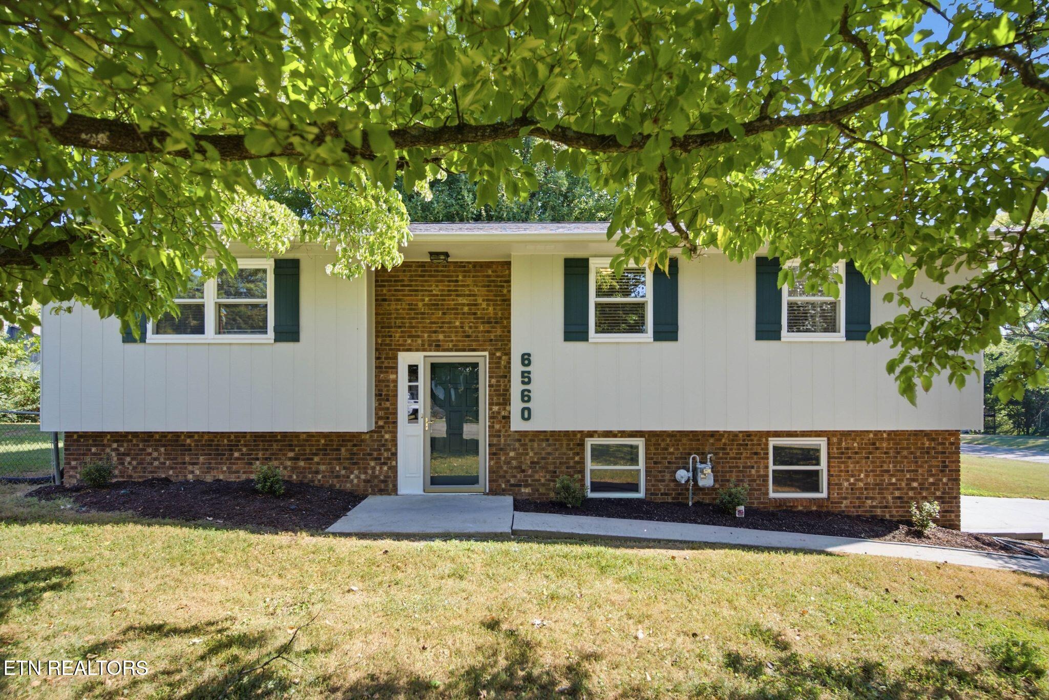 6560 W Garwood Circle Knoxville TN 37918