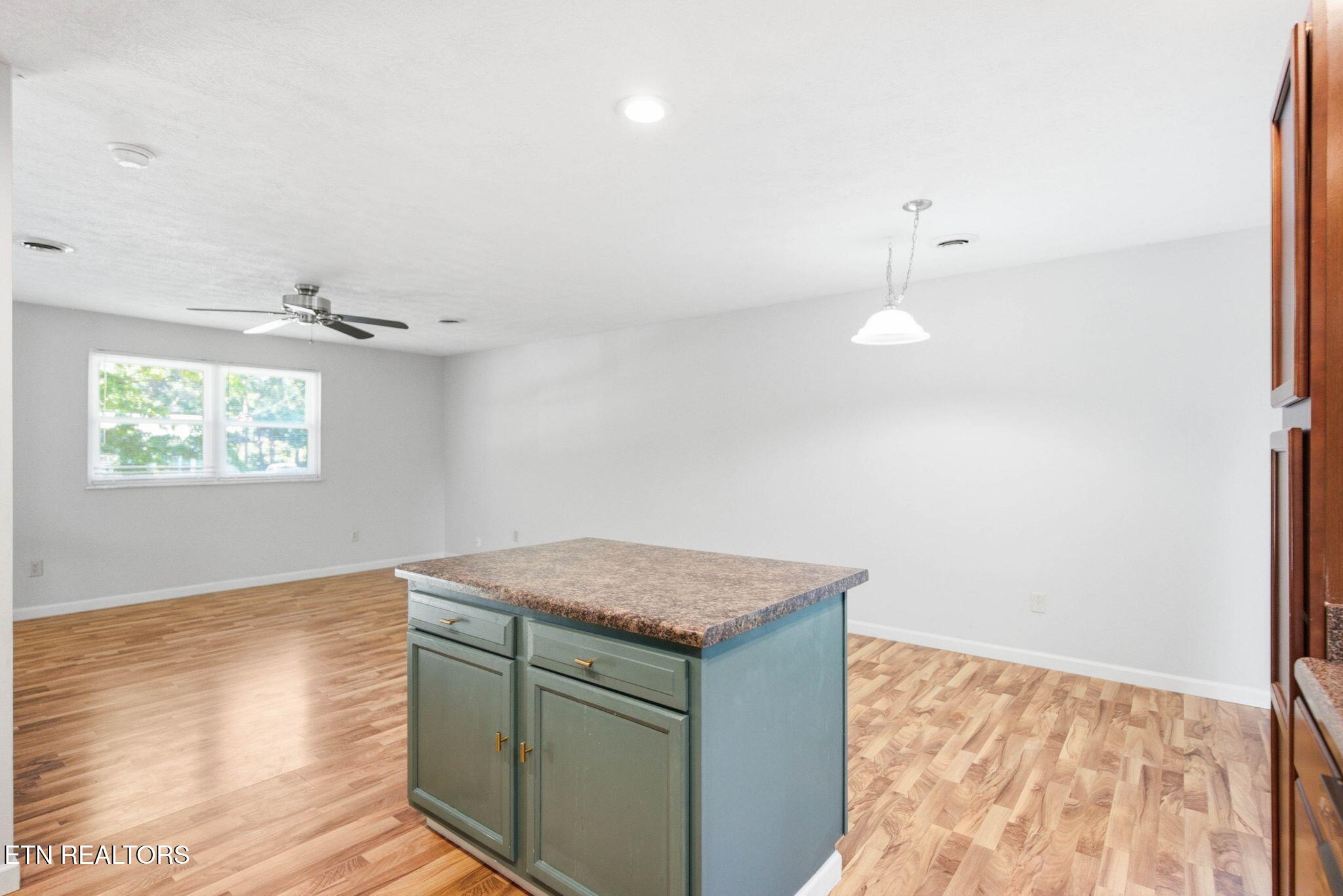 6560 W Garwood Circle Knoxville TN 37918