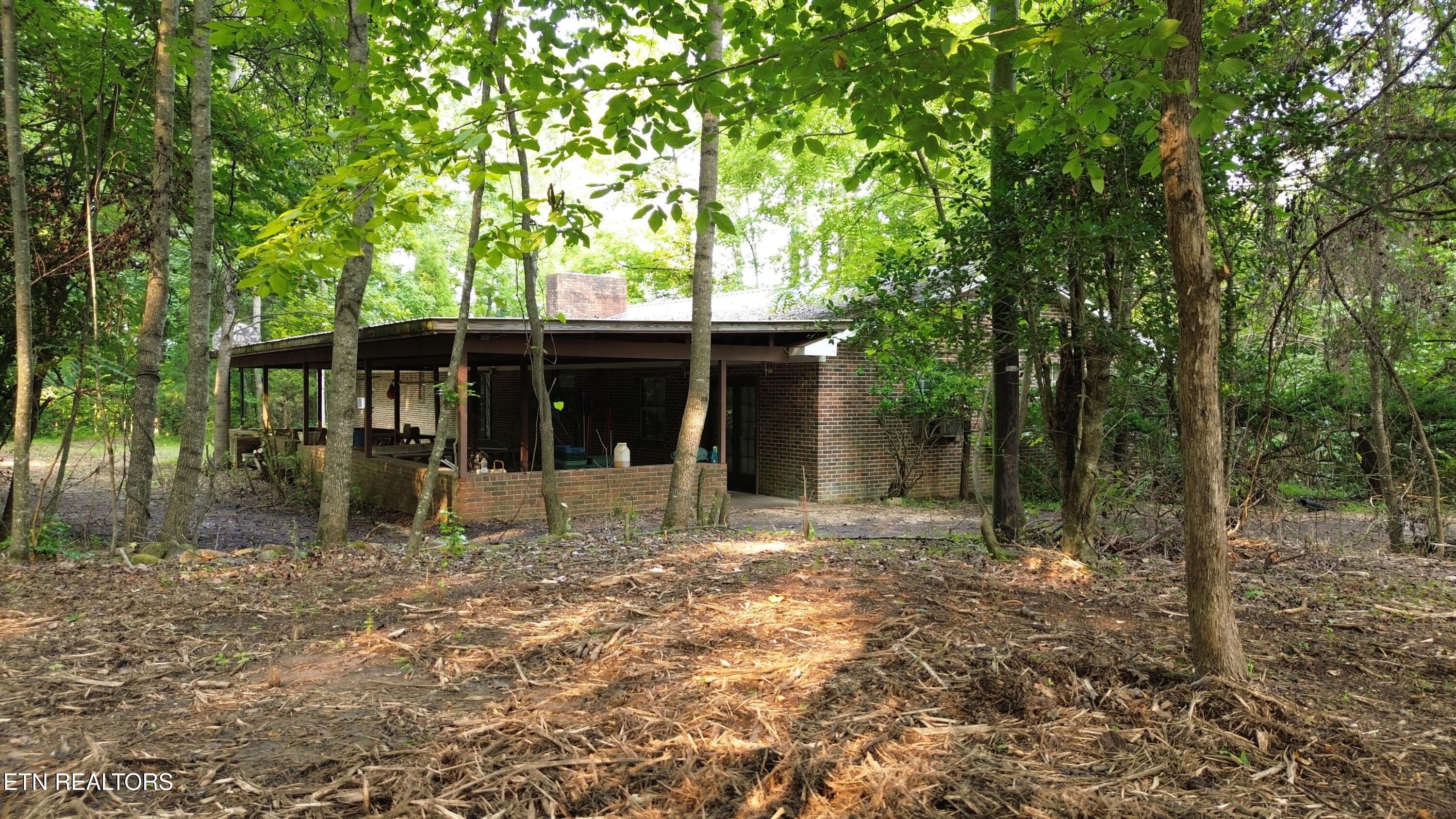 276 Oak Drive Spring City TN 37381