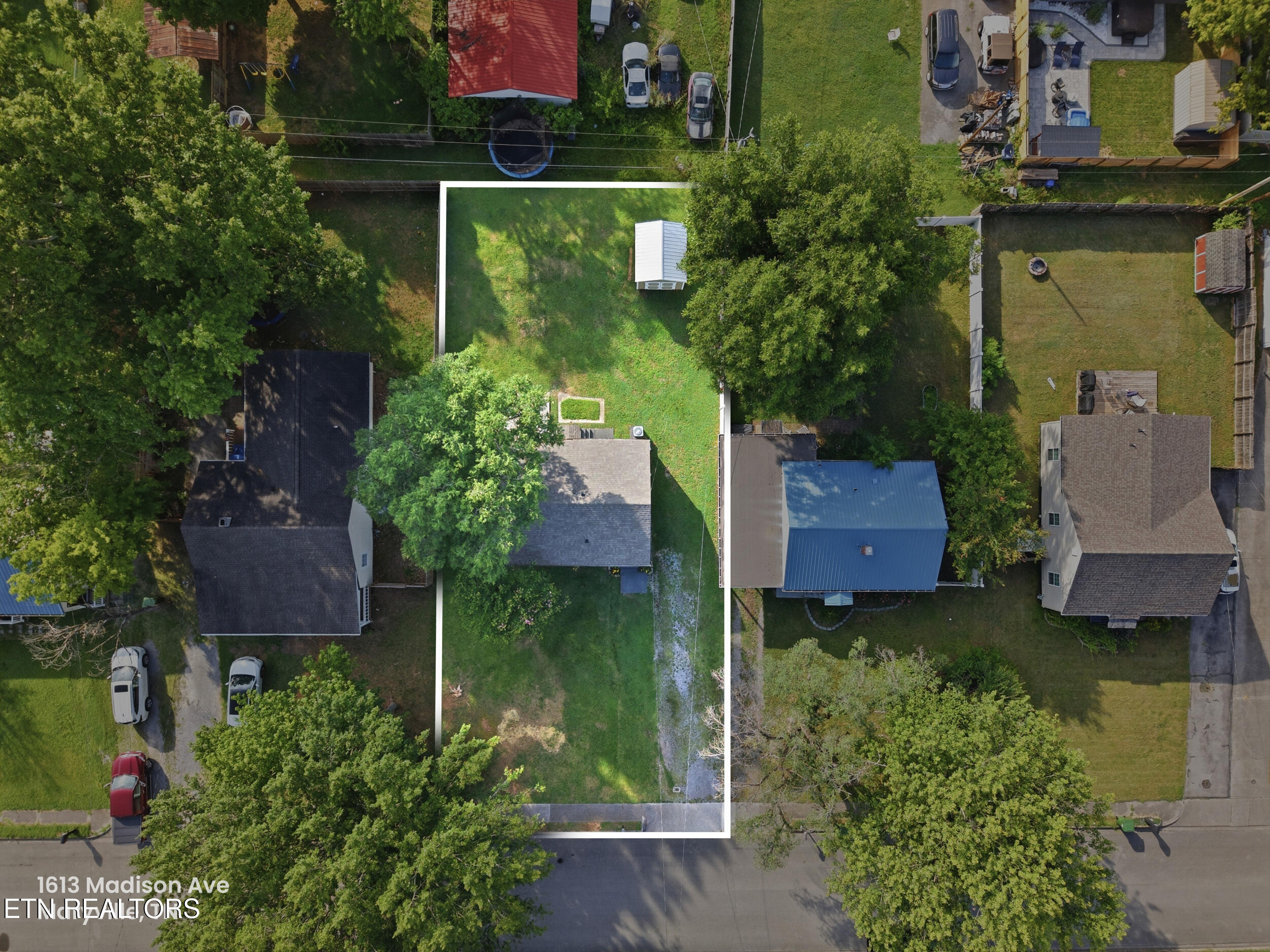 1613 Madison Avenue Maryville TN 37804