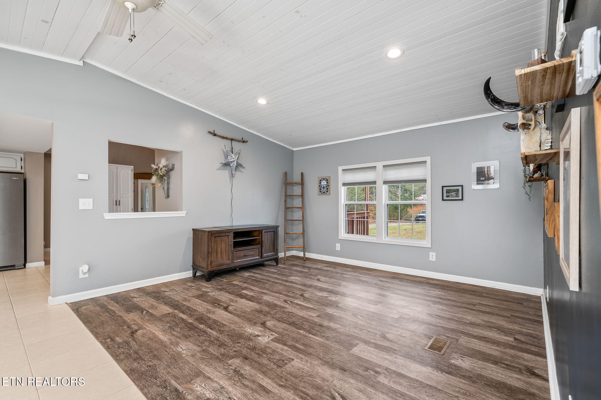 219 N Lowe Road Crossville TN 38571