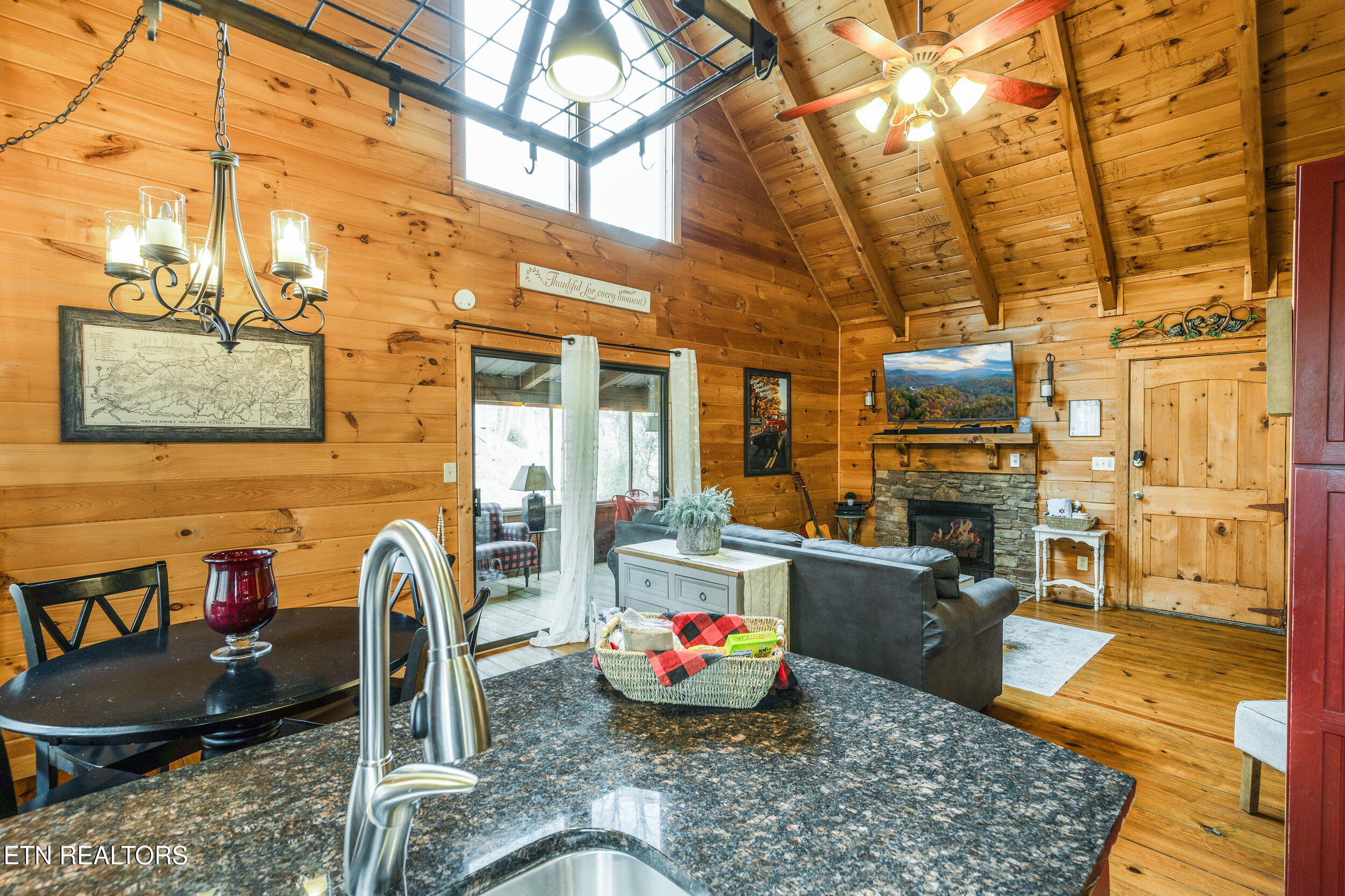 2148 Little Valley Road Sevierville TN 37862