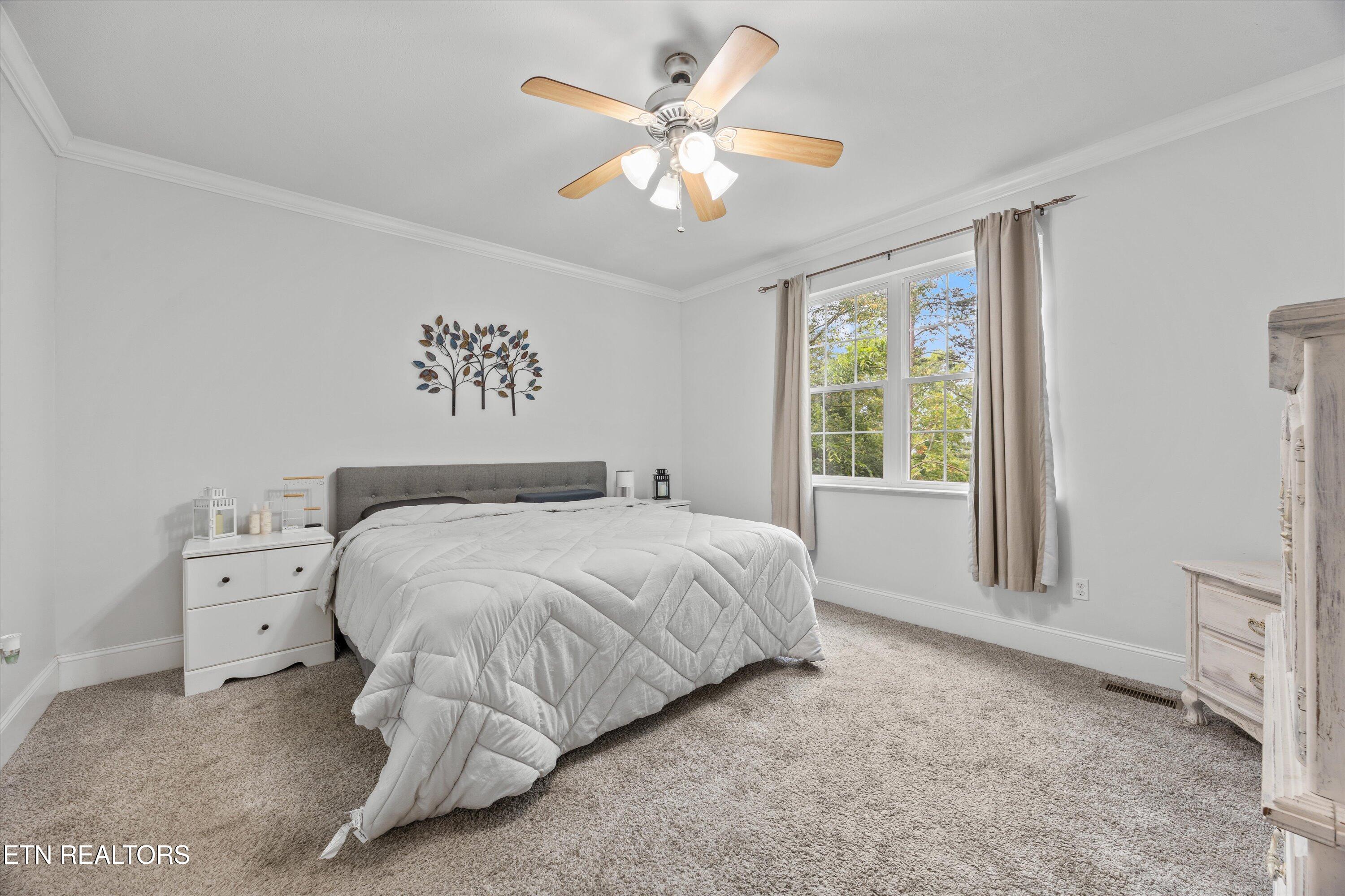 113 Settlers Drive Clinton TN 37716