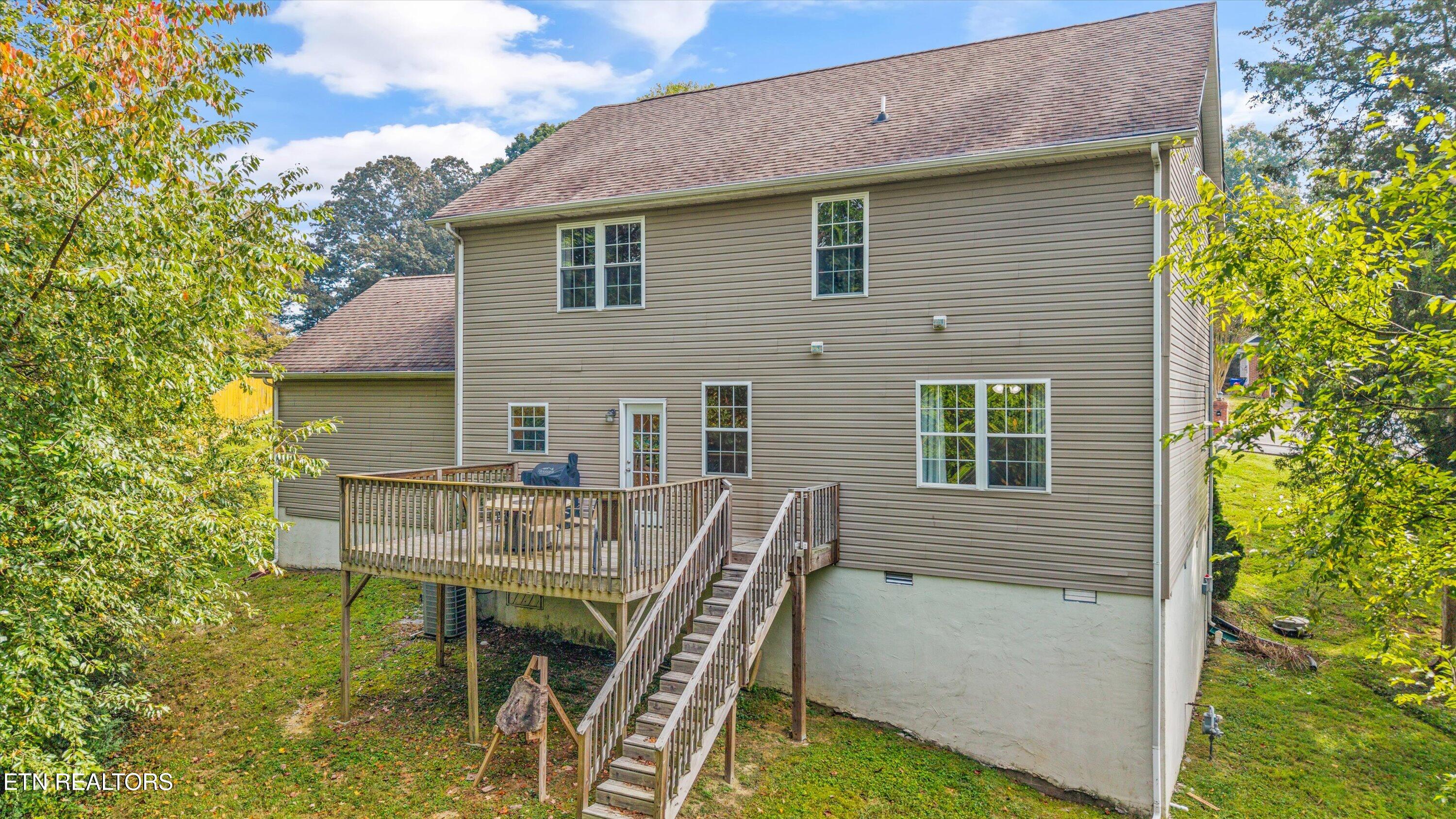 113 Settlers Drive Clinton TN 37716