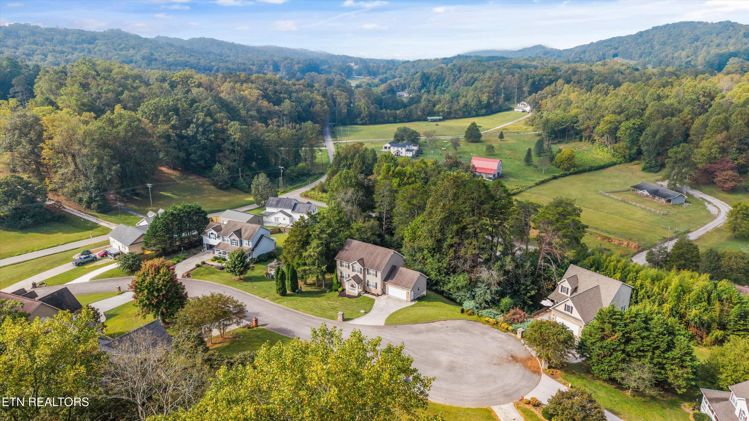 113 Settlers Drive Clinton TN 37716