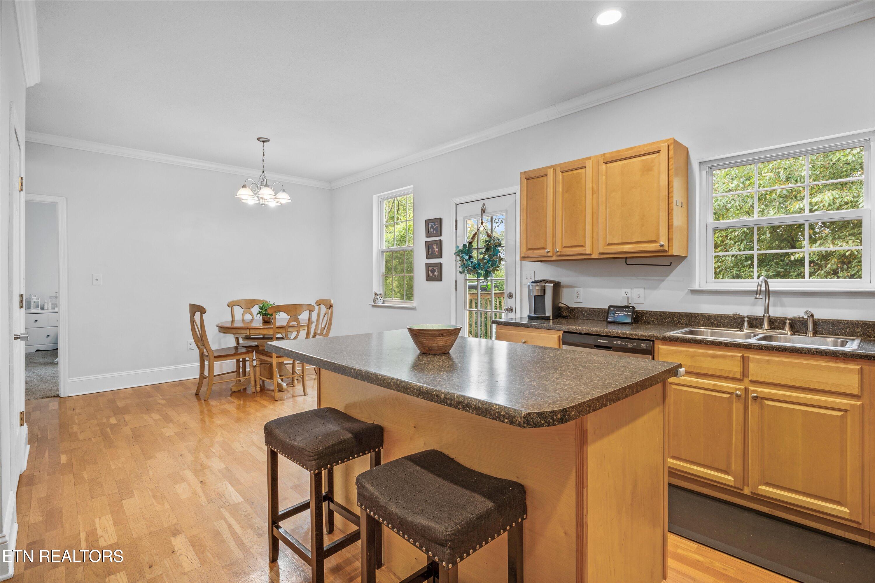 113 Settlers Drive Clinton TN 37716