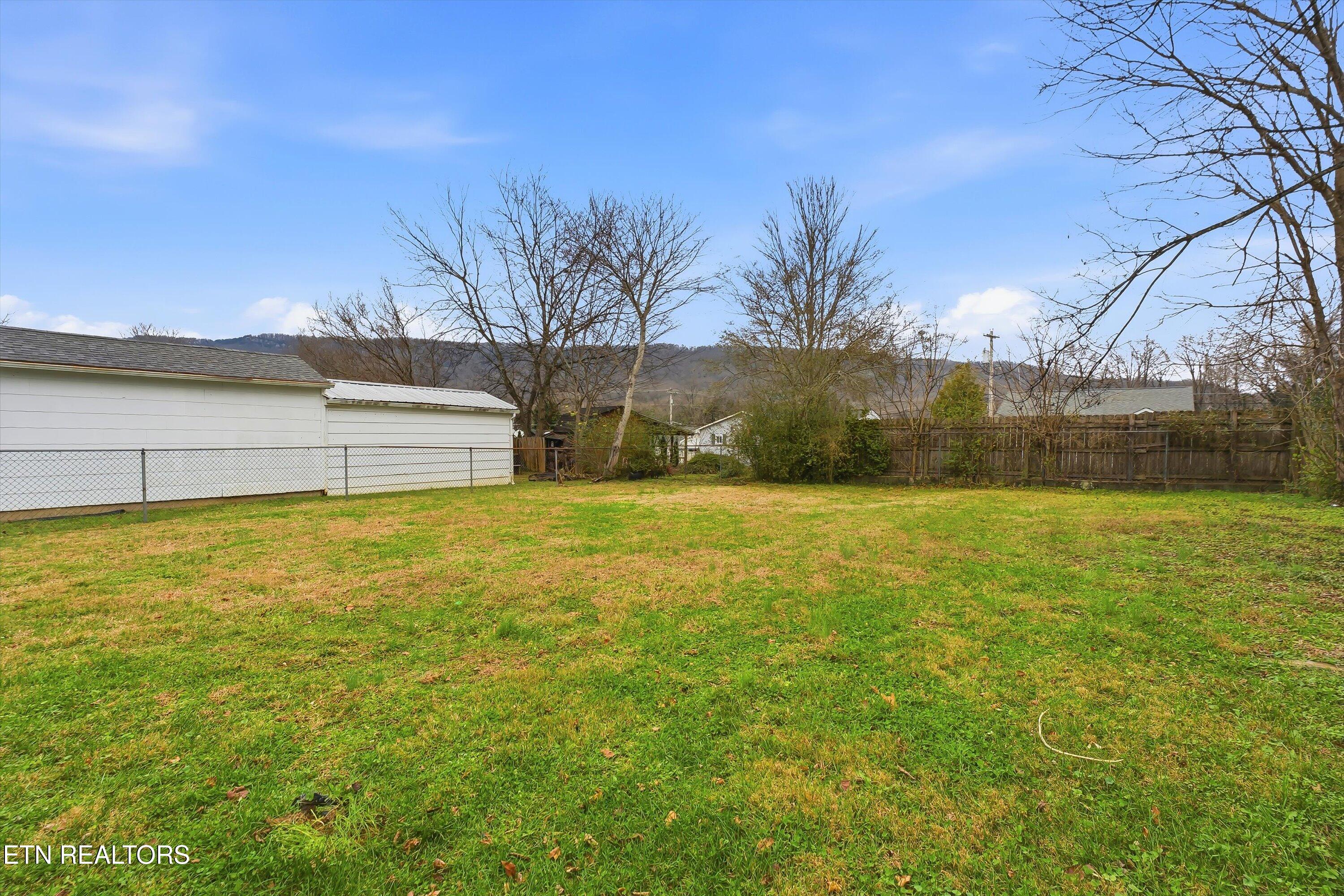 117 Love Drive Harriman TN 37748