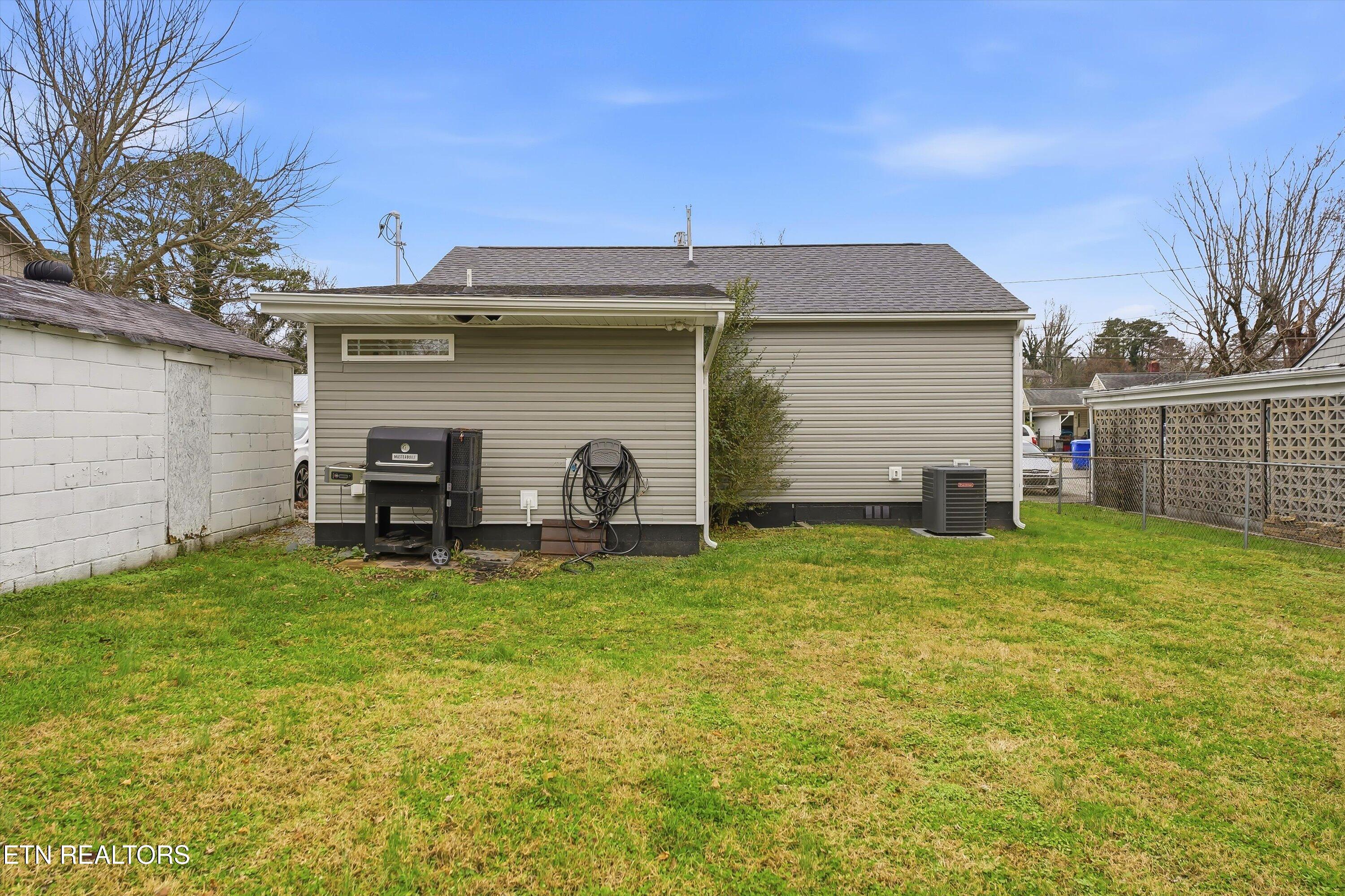 117 Love Drive Harriman TN 37748