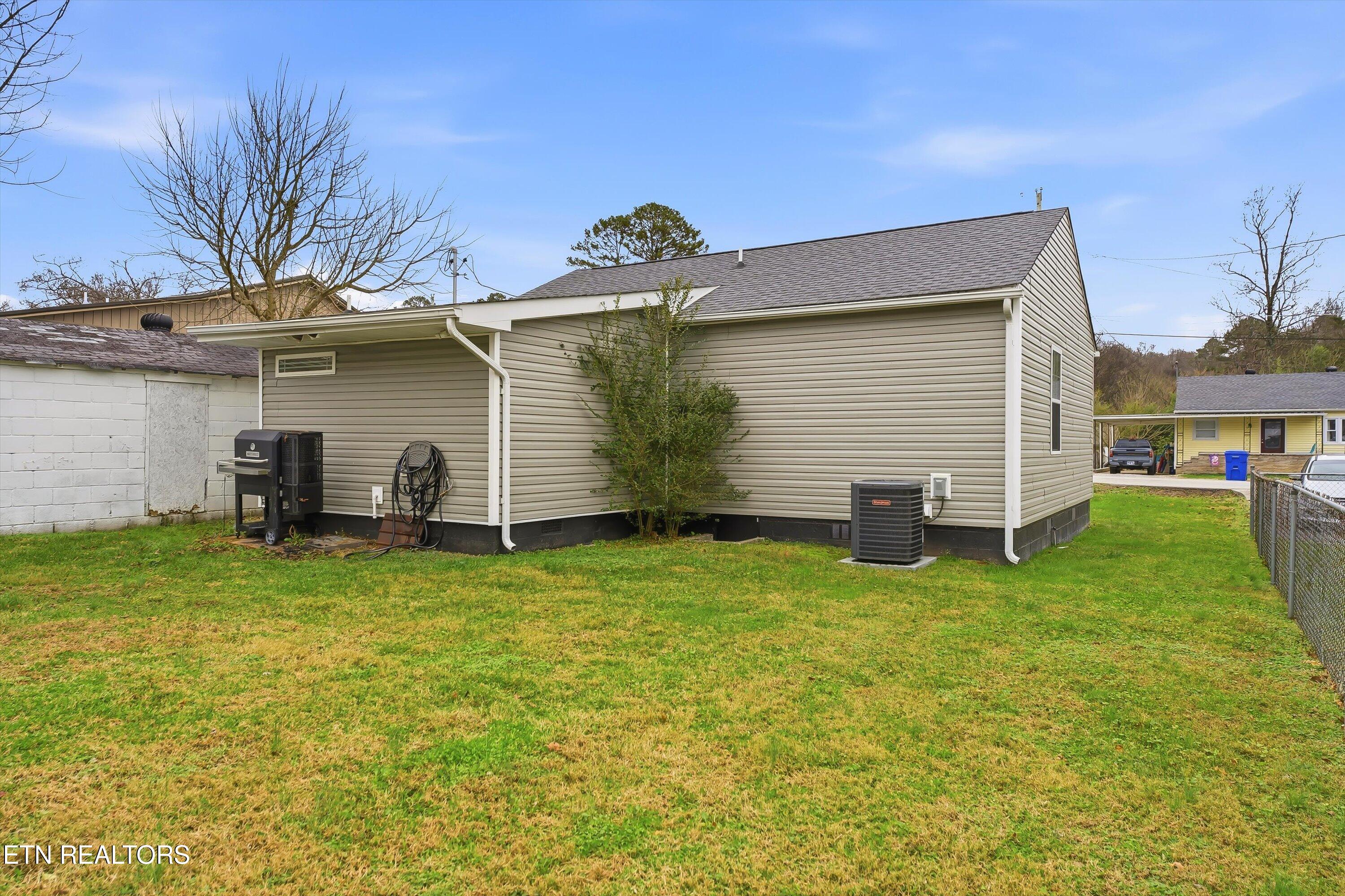 117 Love Drive Harriman TN 37748