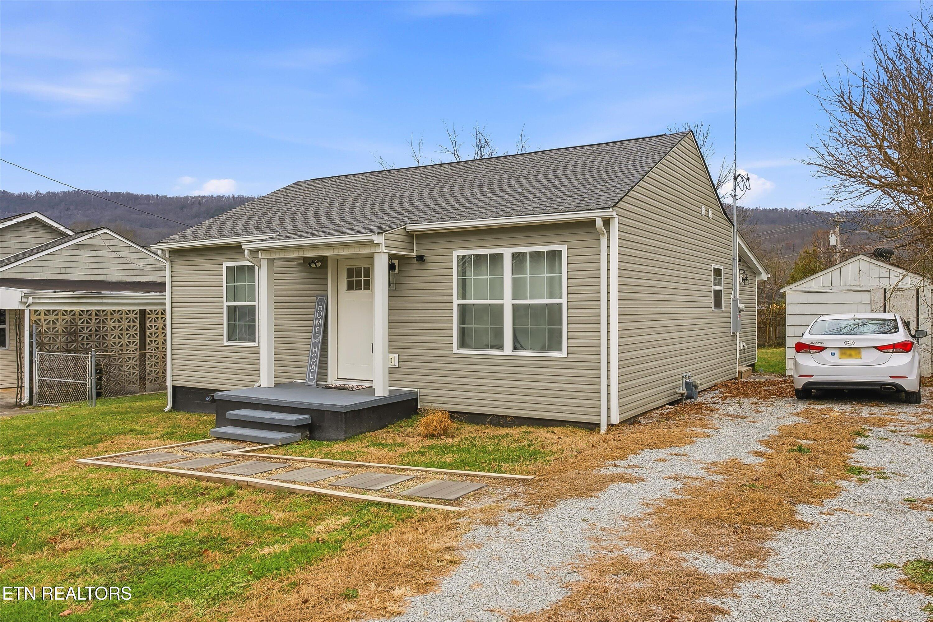 117 Love Drive Harriman TN 37748