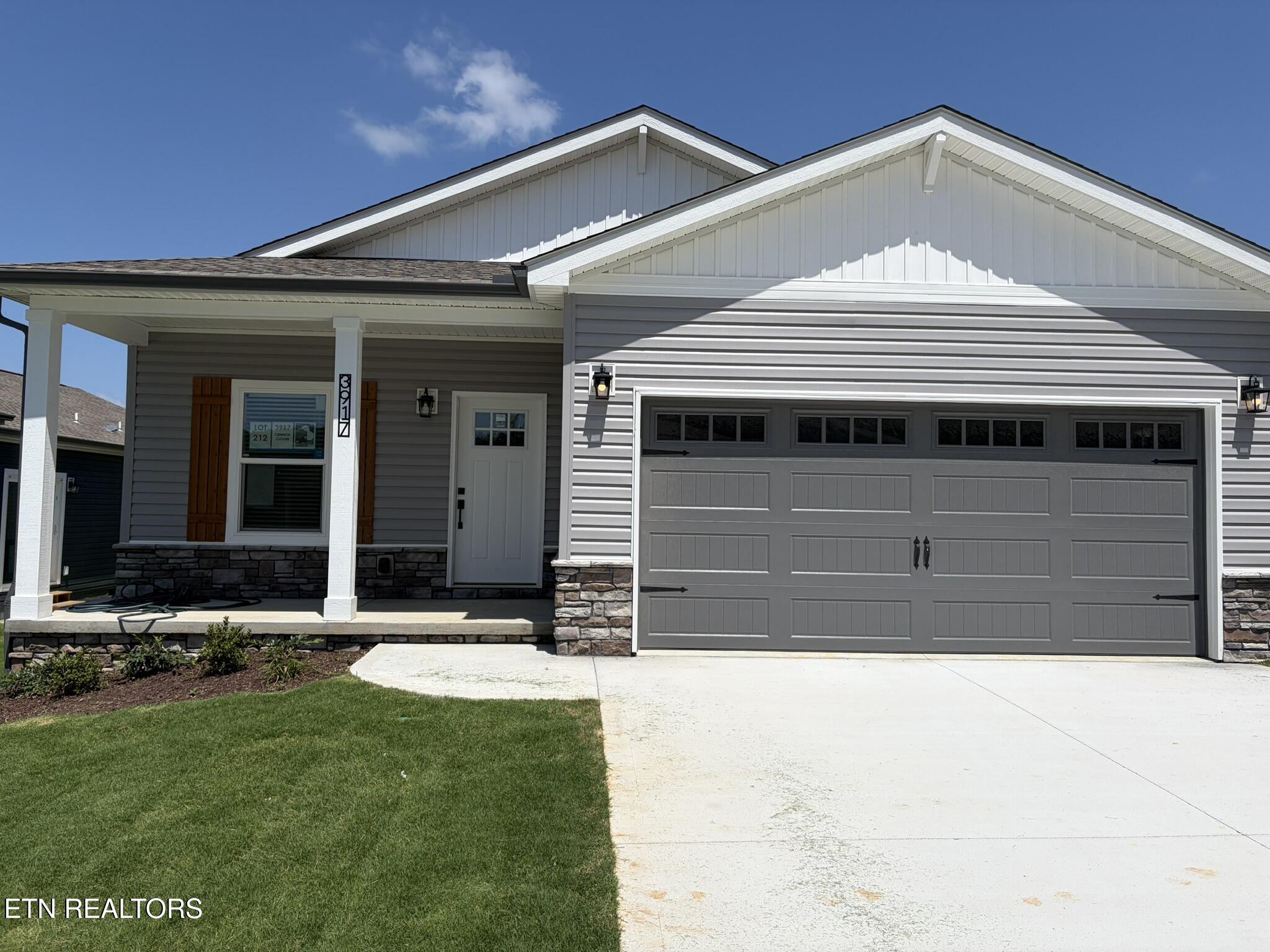 3917 Crimson Clover Lane Knoxville TN 37924