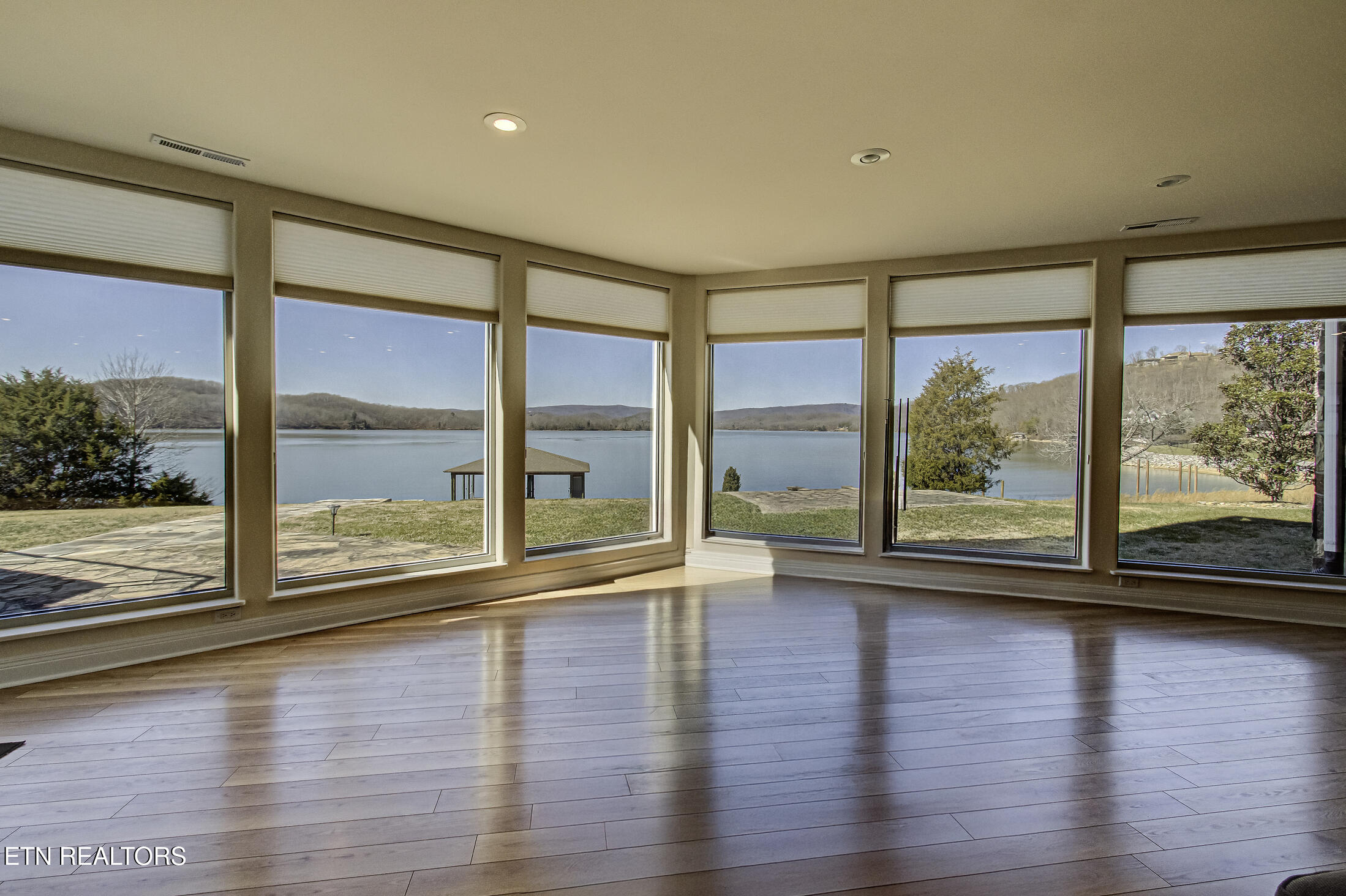 340 W Mountain Drive Rockwood TN 37854