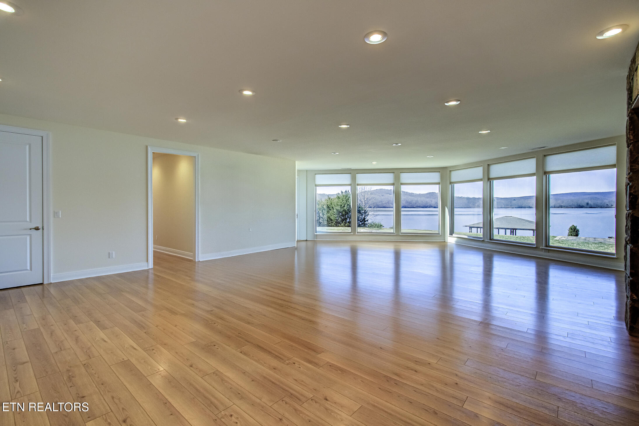 340 W Mountain Drive Rockwood TN 37854