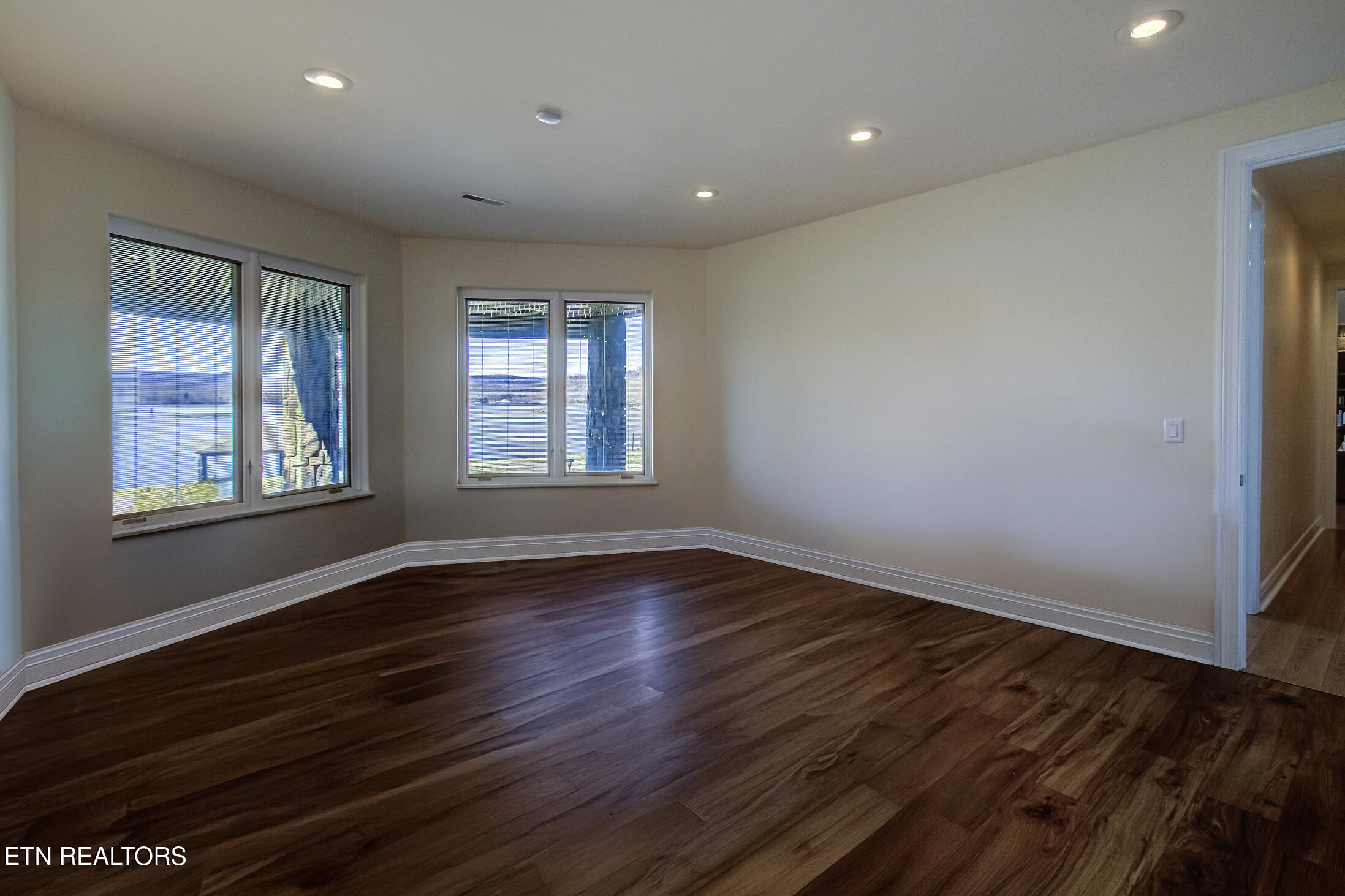 340 W Mountain Drive Rockwood TN 37854