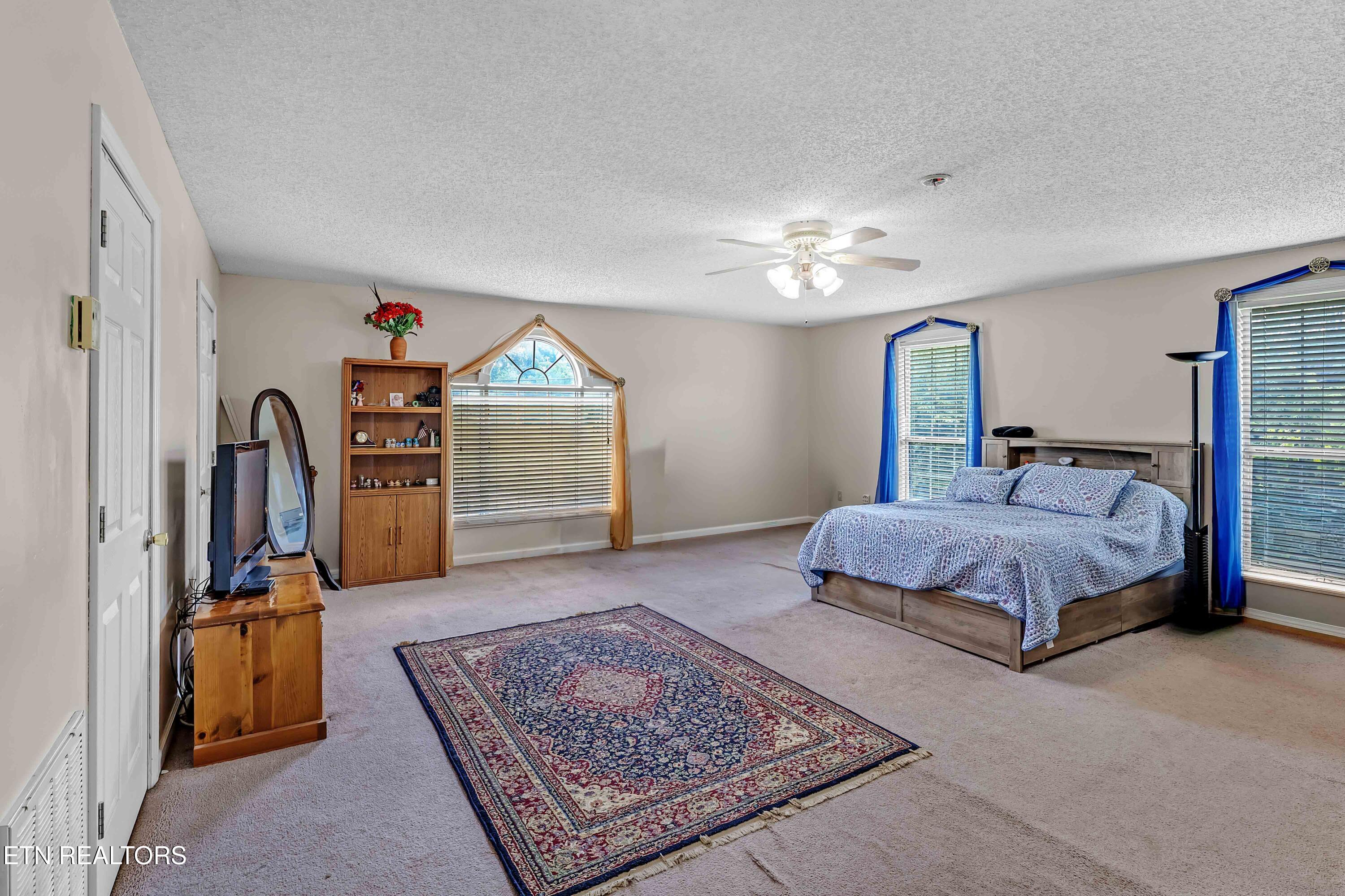 958 W Hunt Road Alcoa TN 37701