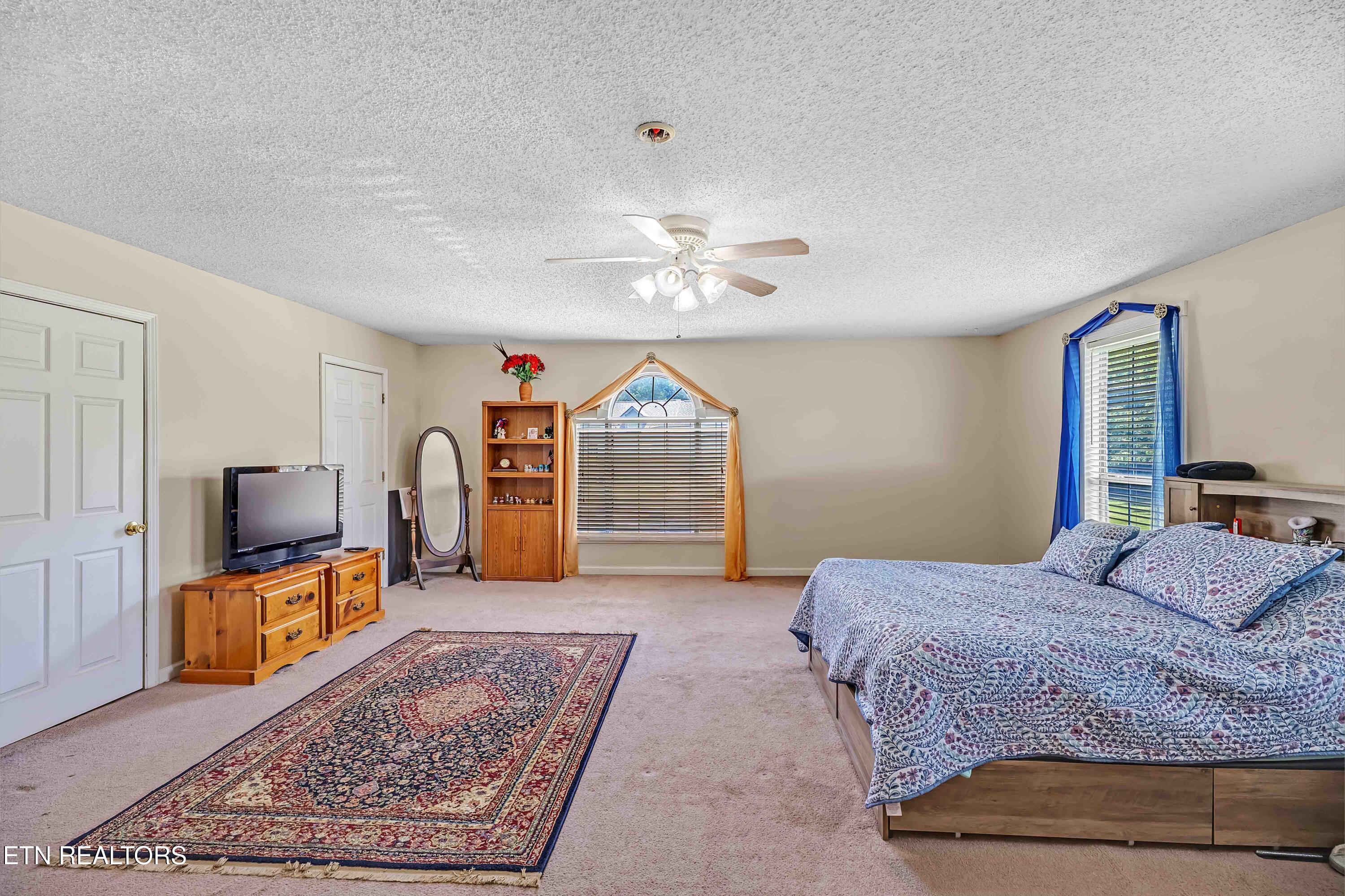 958 W Hunt Road Alcoa TN 37701