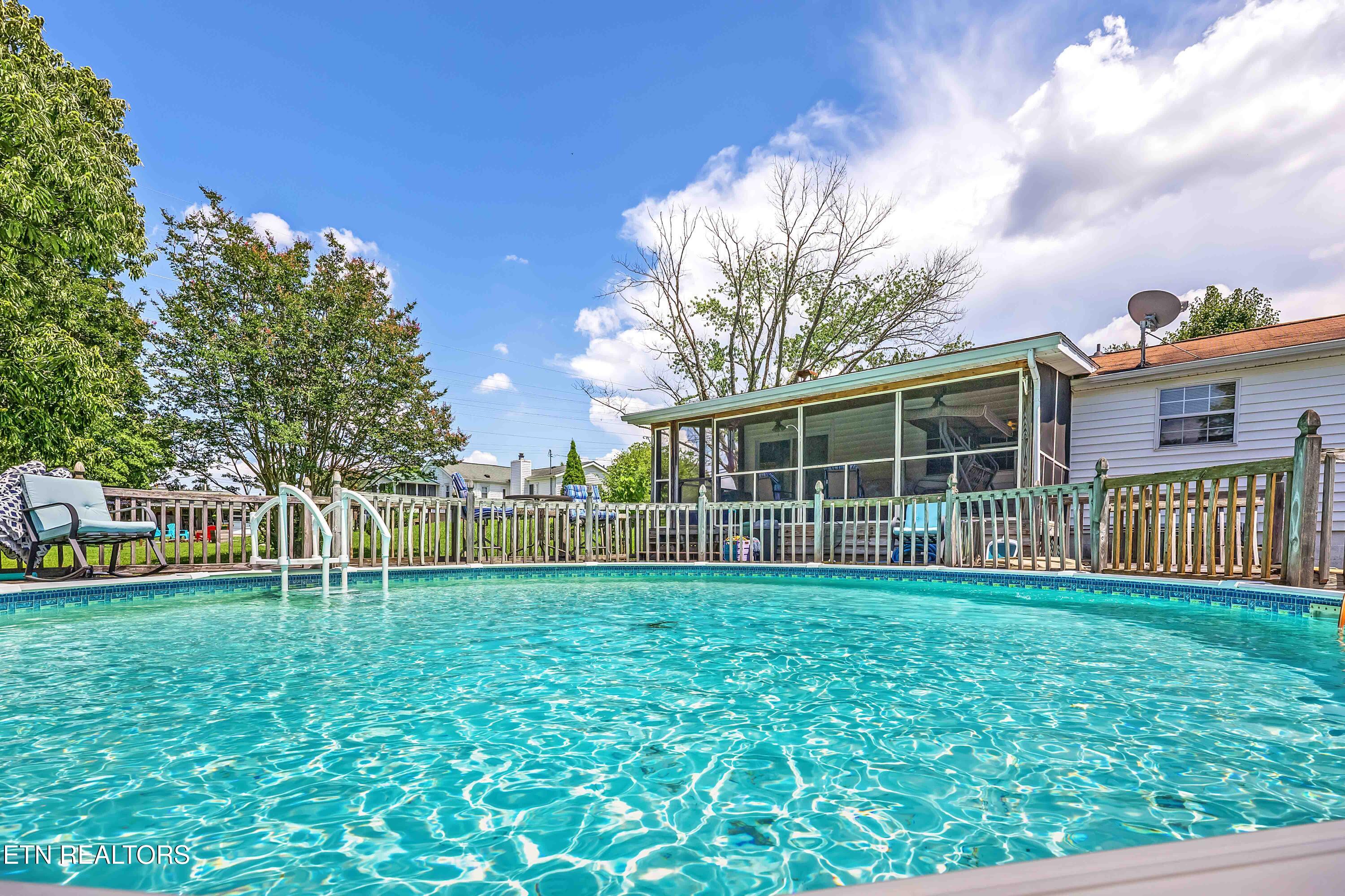 958 W Hunt Road Alcoa TN 37701