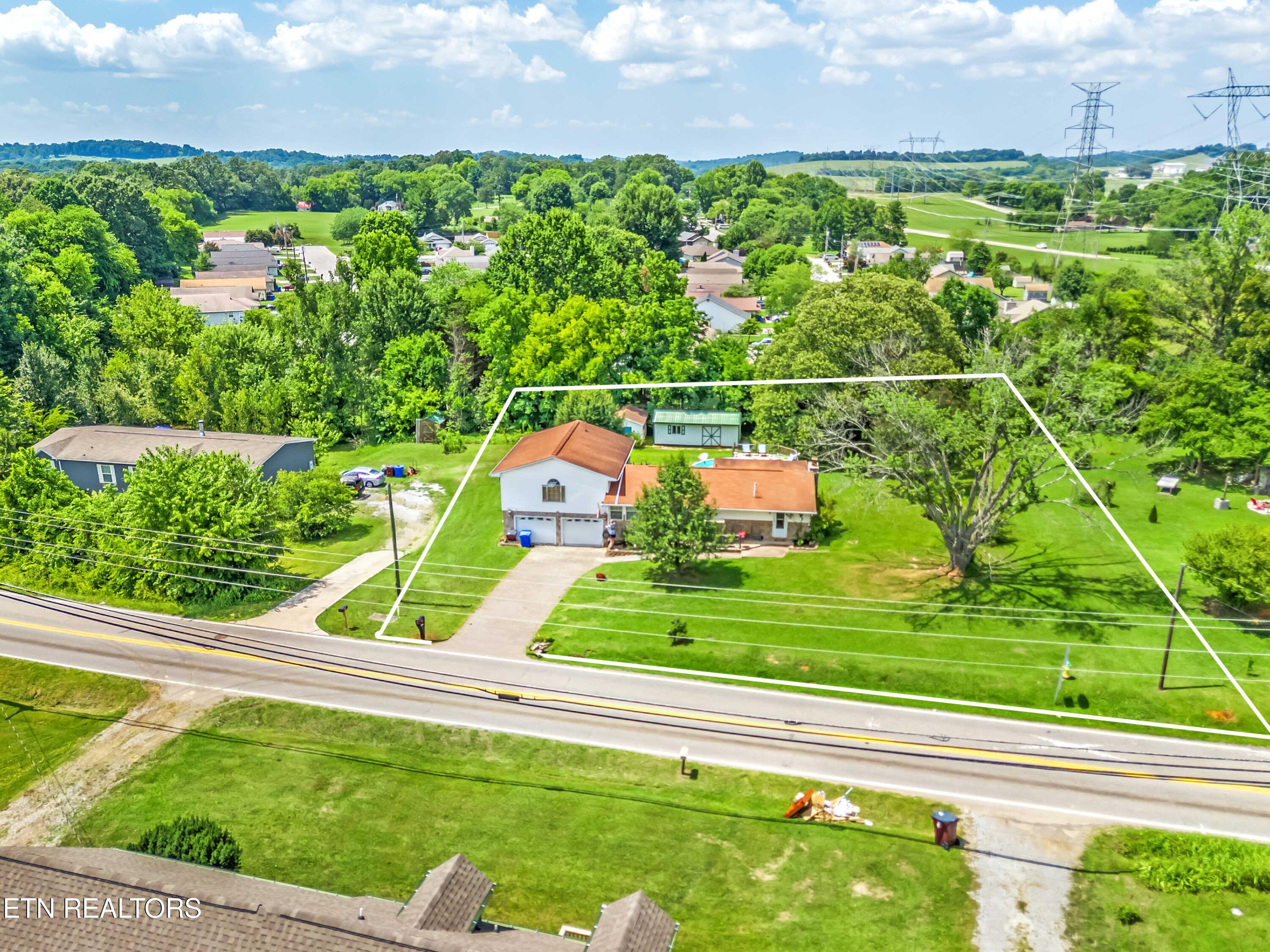 958 W Hunt Road Alcoa TN 37701