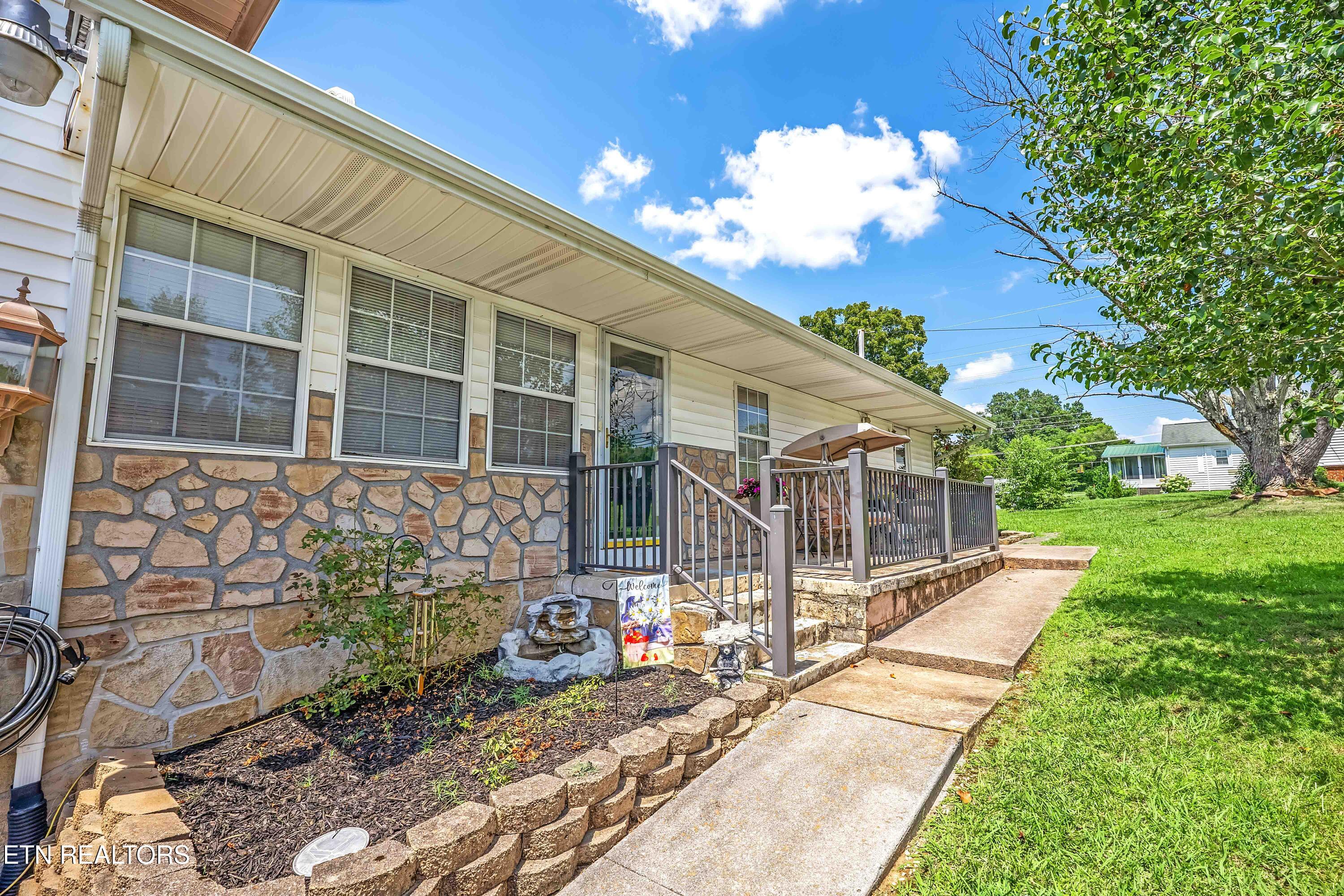 958 W Hunt Road Alcoa TN 37701