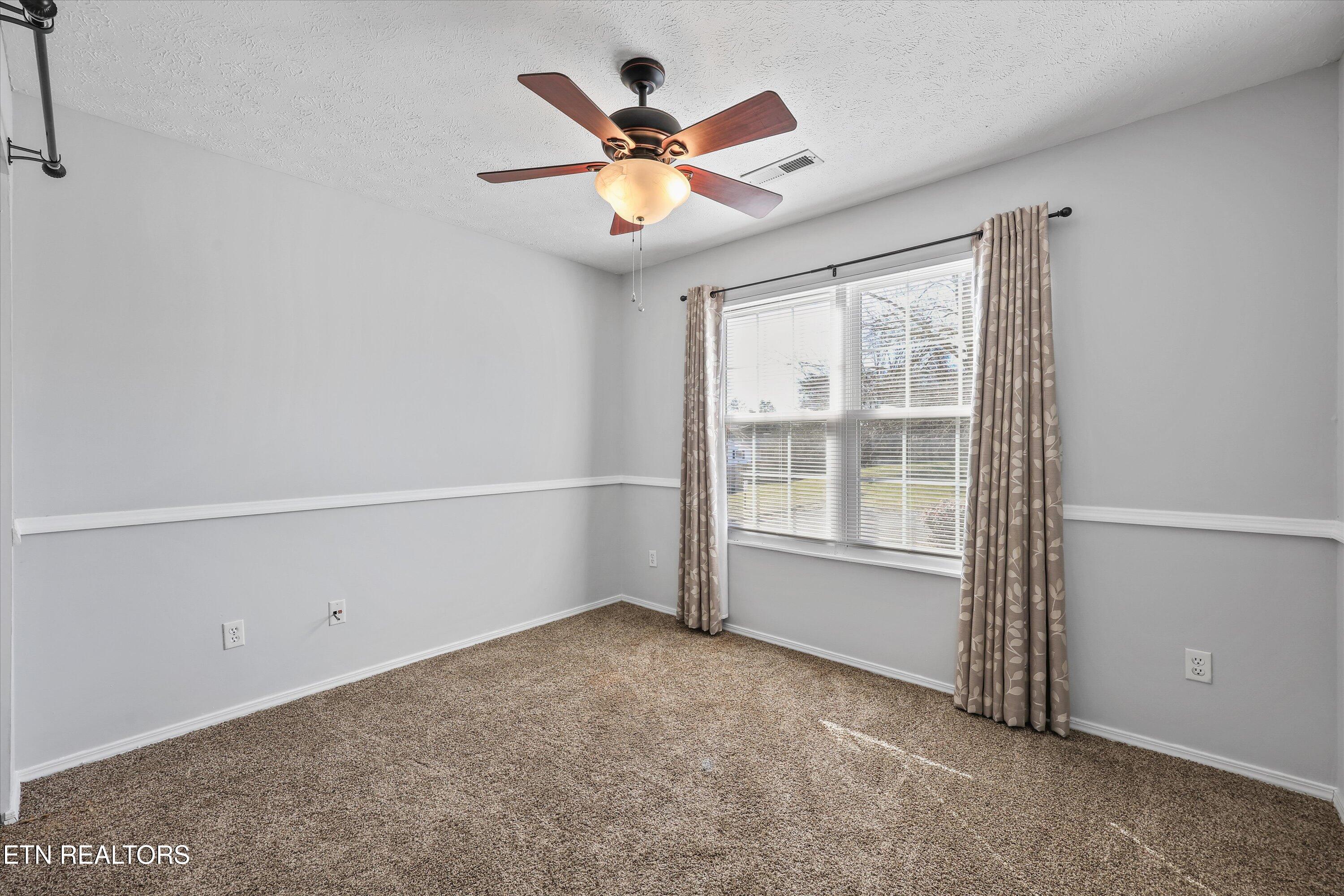 2700 Glacier Way Knoxville TN 37924