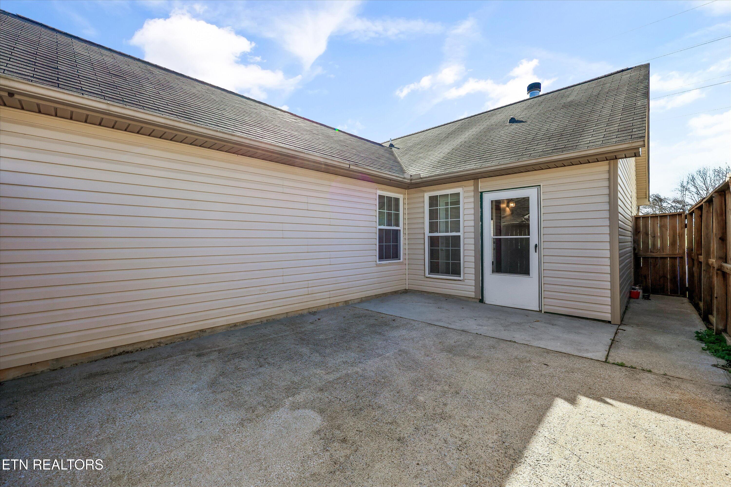 2700 Glacier Way Knoxville TN 37924