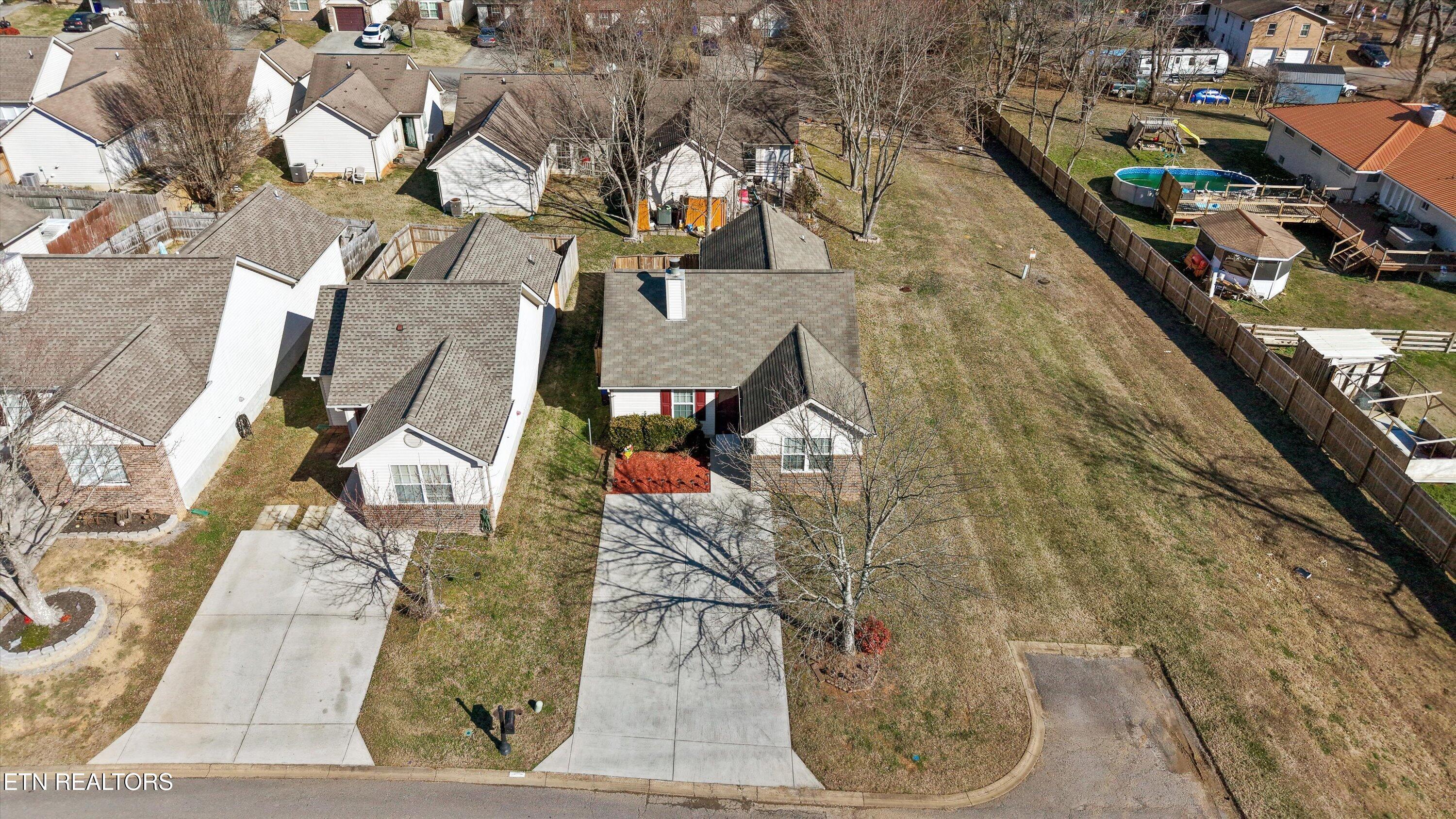 2700 Glacier Way Knoxville TN 37924