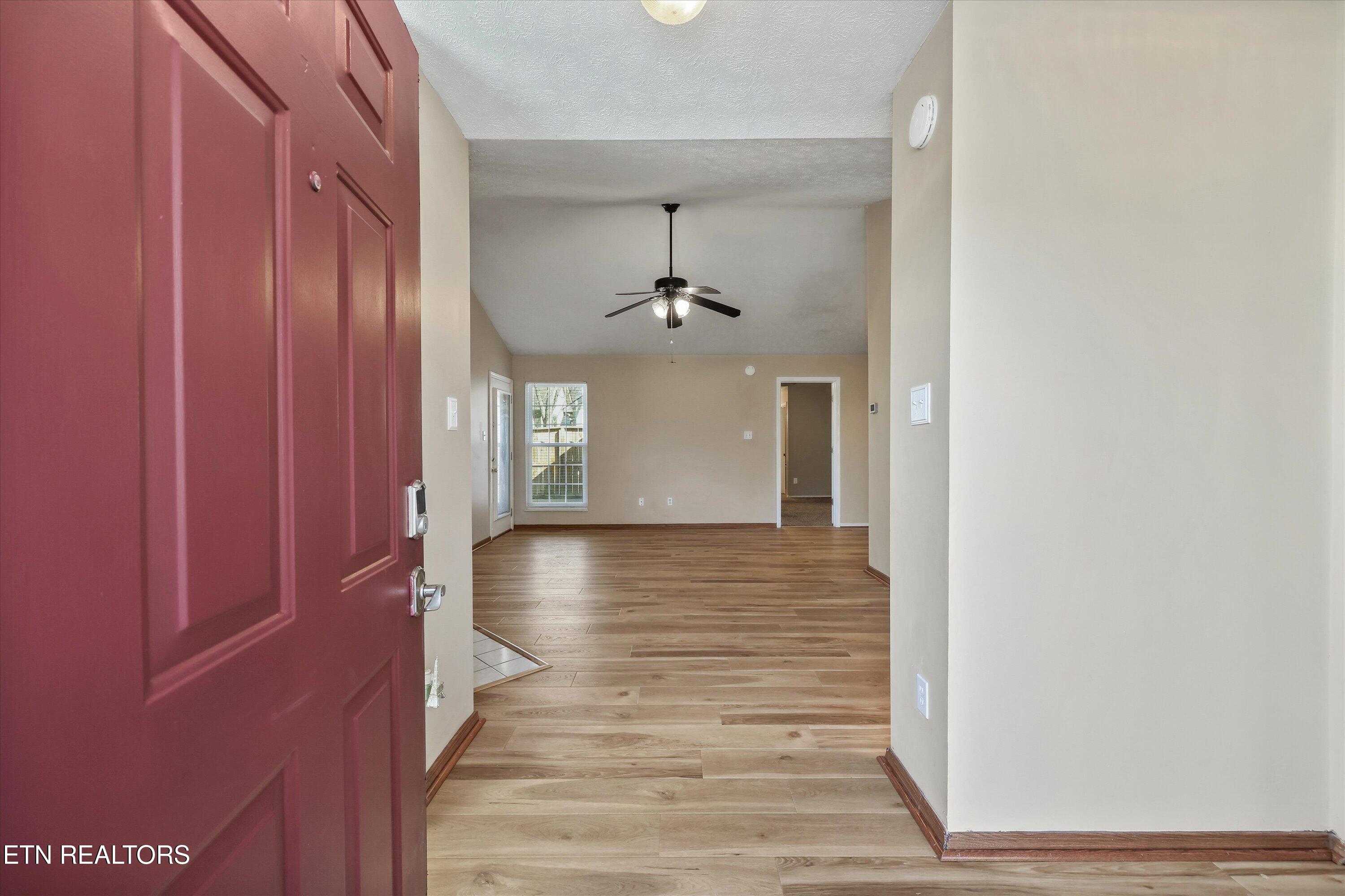 2700 Glacier Way Knoxville TN 37924