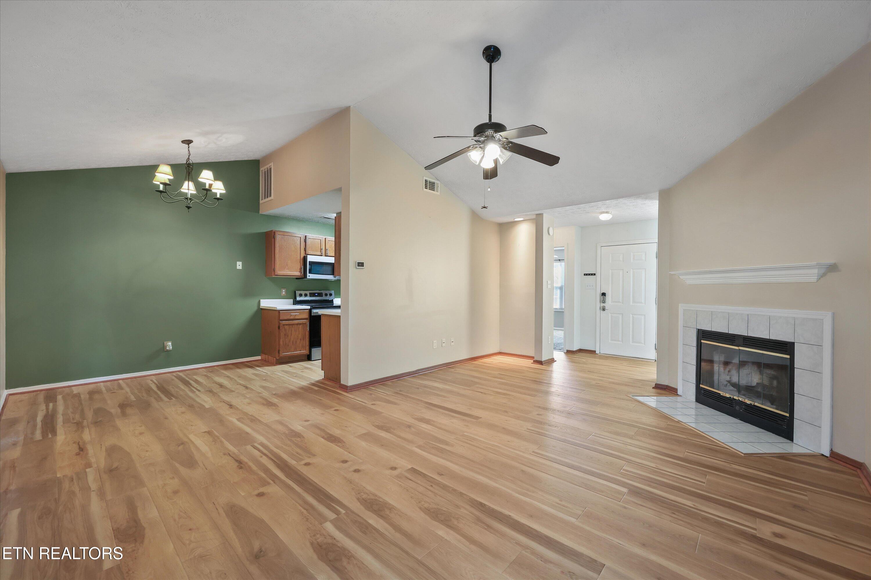 2700 Glacier Way Knoxville TN 37924