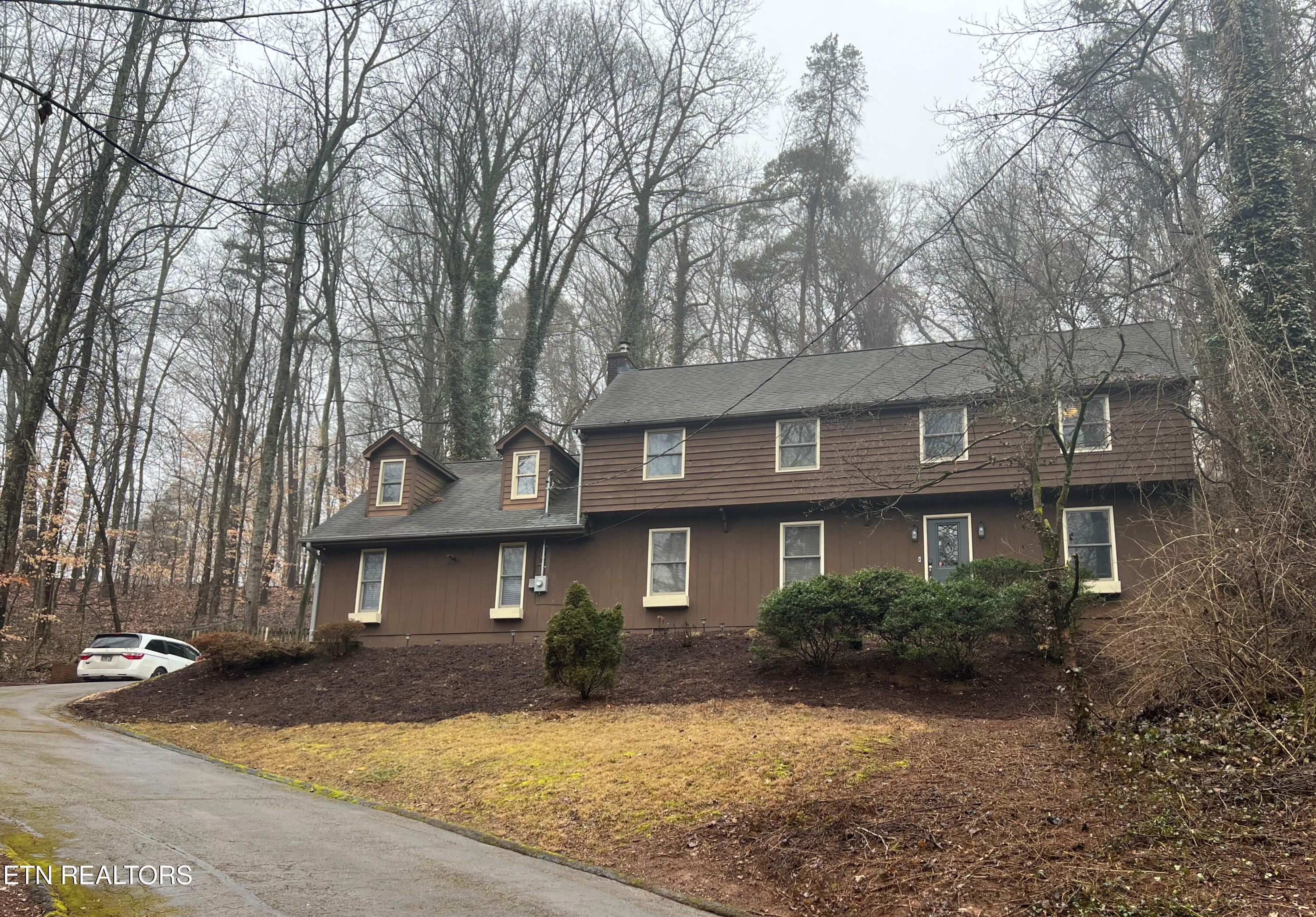 2529 Tall Pine Lane Knoxville TN 37920