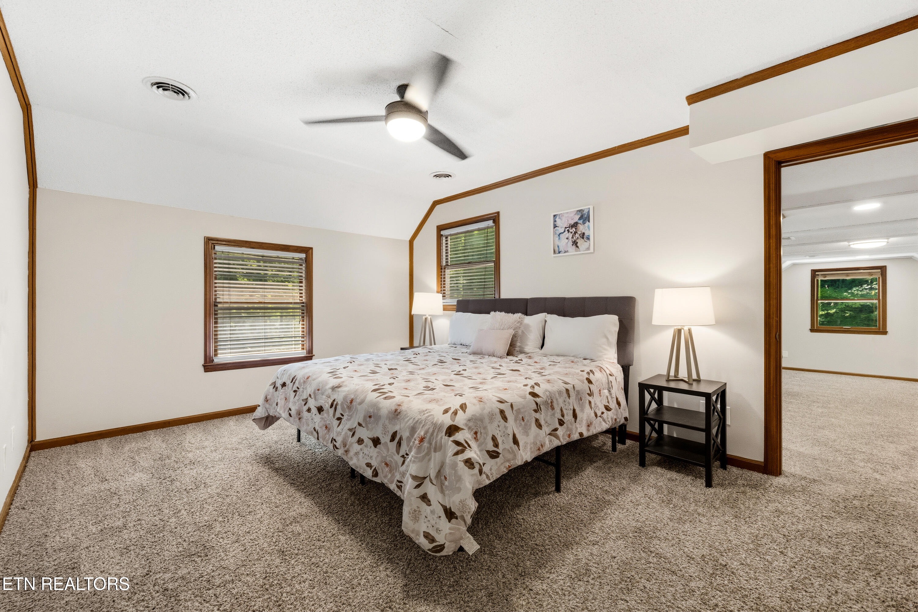 2529 Tall Pine Lane Knoxville TN 37920