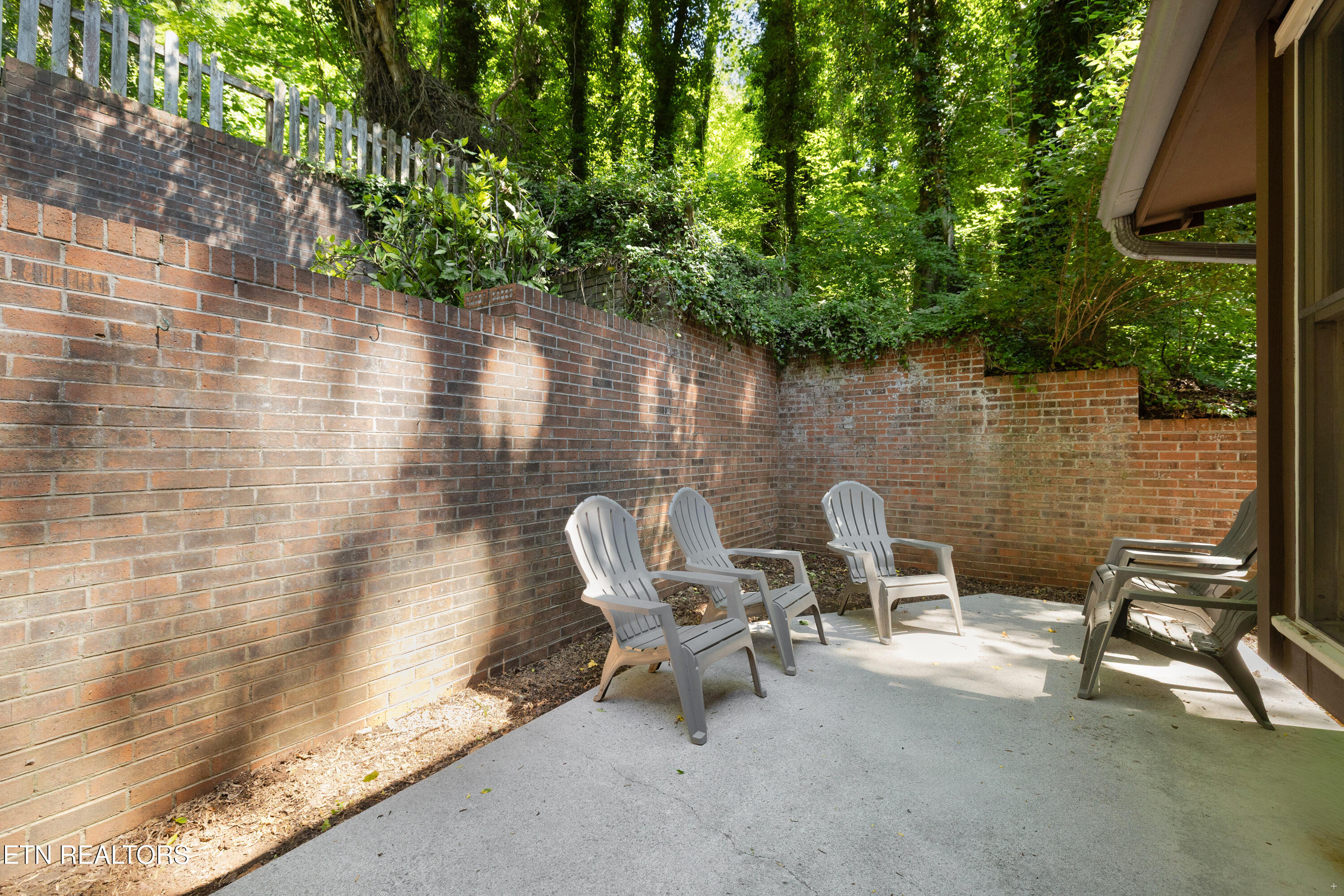 2529 Tall Pine Lane Knoxville TN 37920