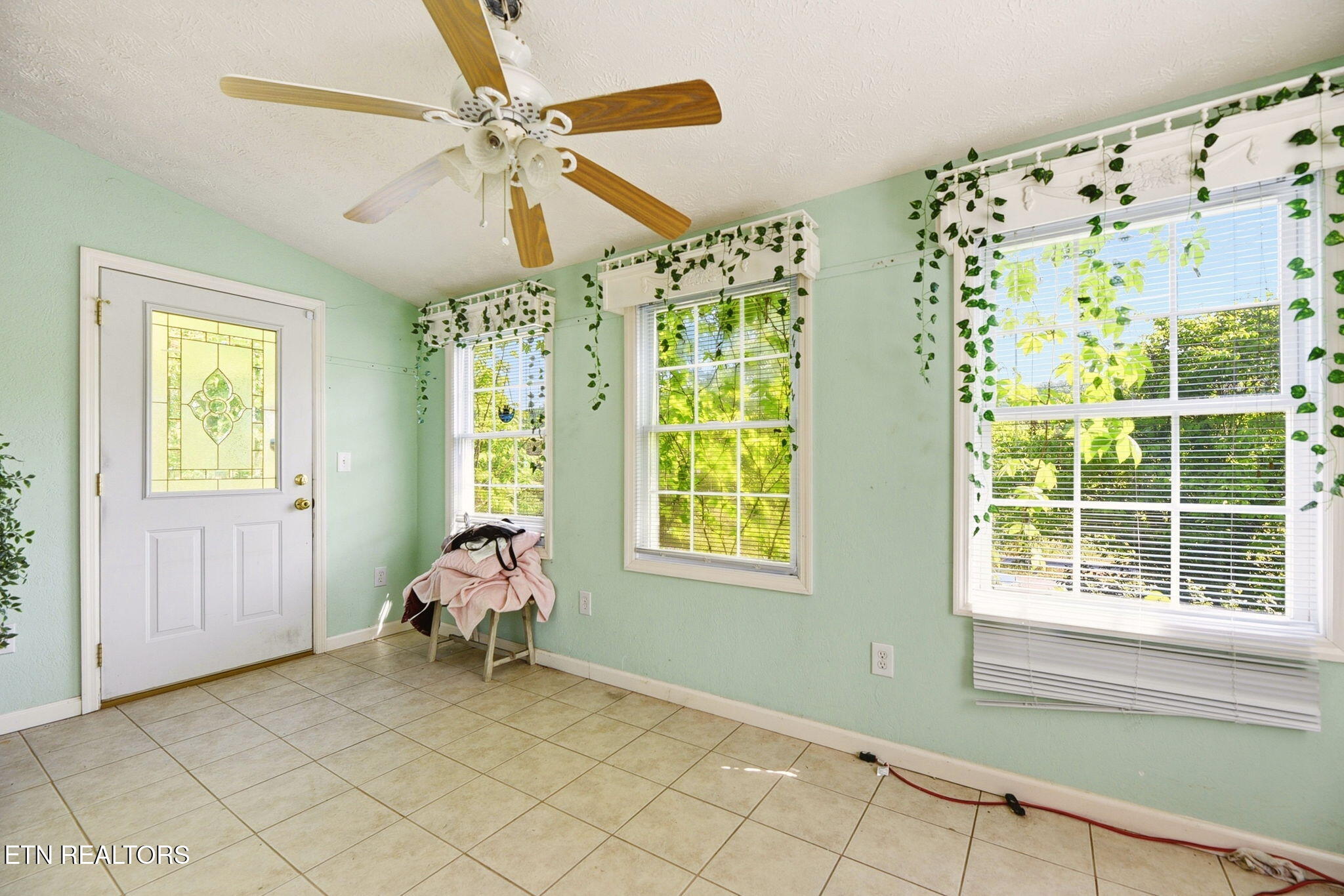 130 Sunshine Drive Rocky Top TN 37769