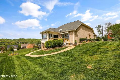 130 Timber Circle Lenoir City TN 37772
