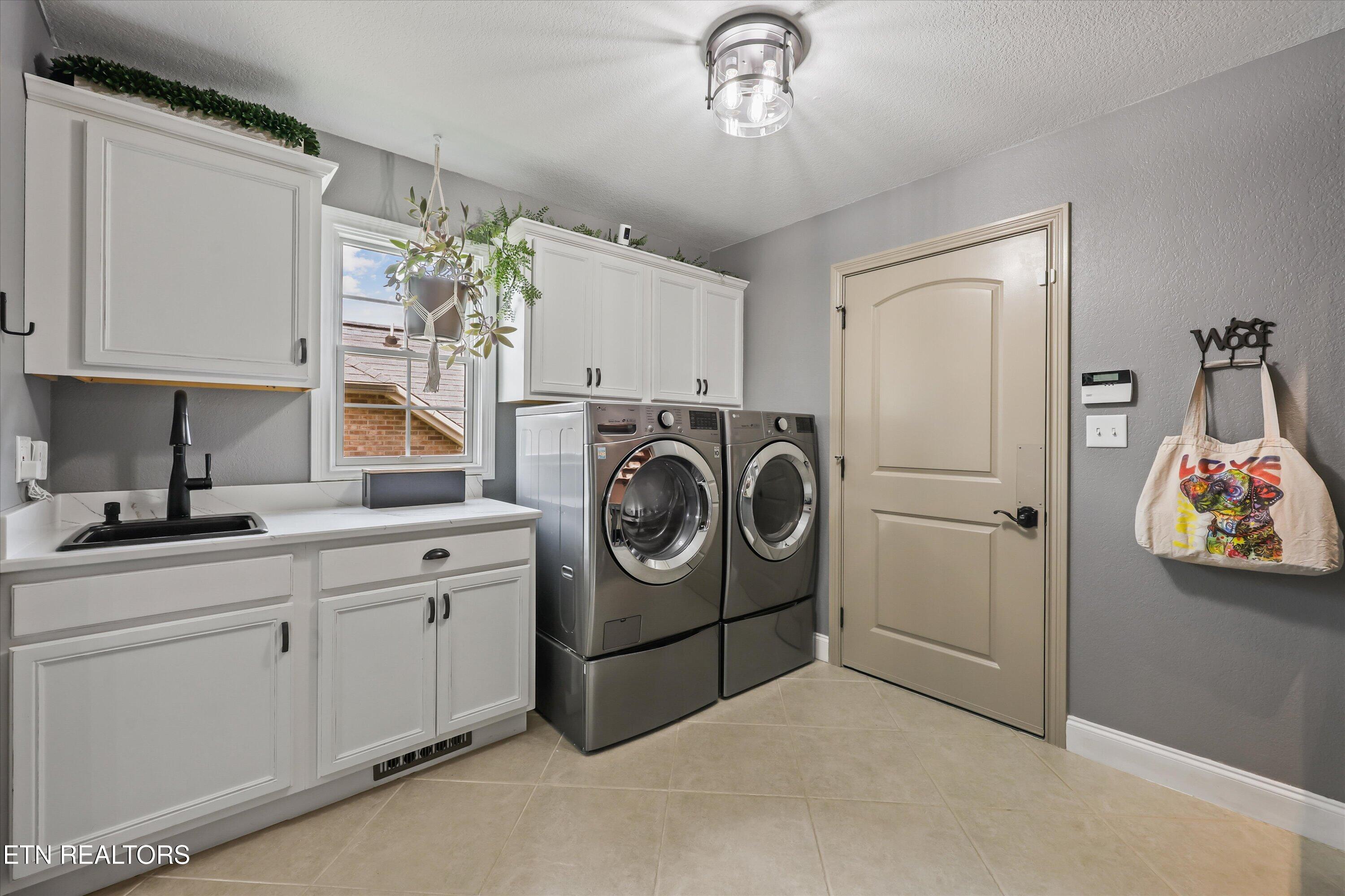 130 Timber Circle Lenoir City TN 37772