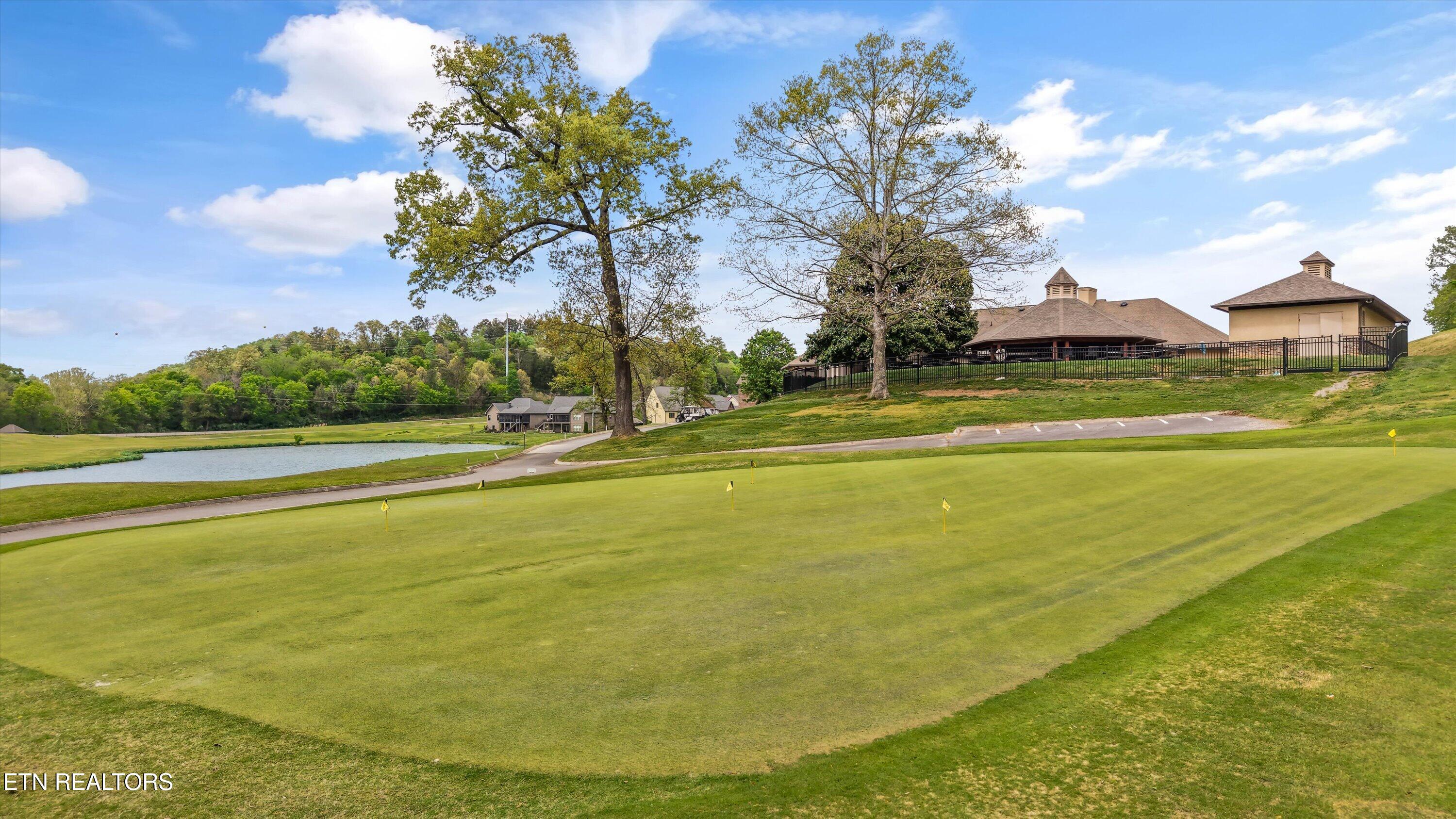 130 Timber Circle Lenoir City TN 37772