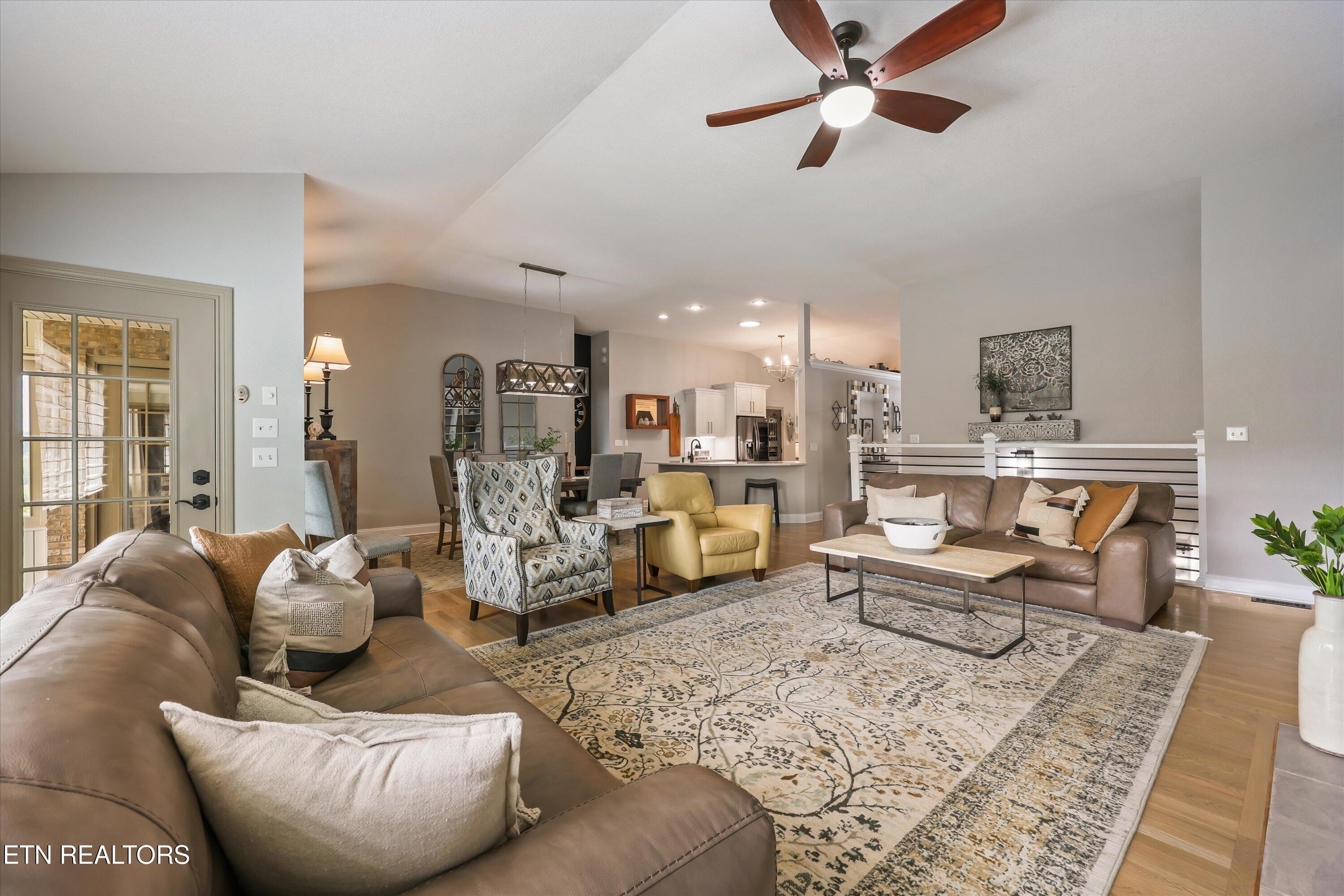 130 Timber Circle Lenoir City TN 37772