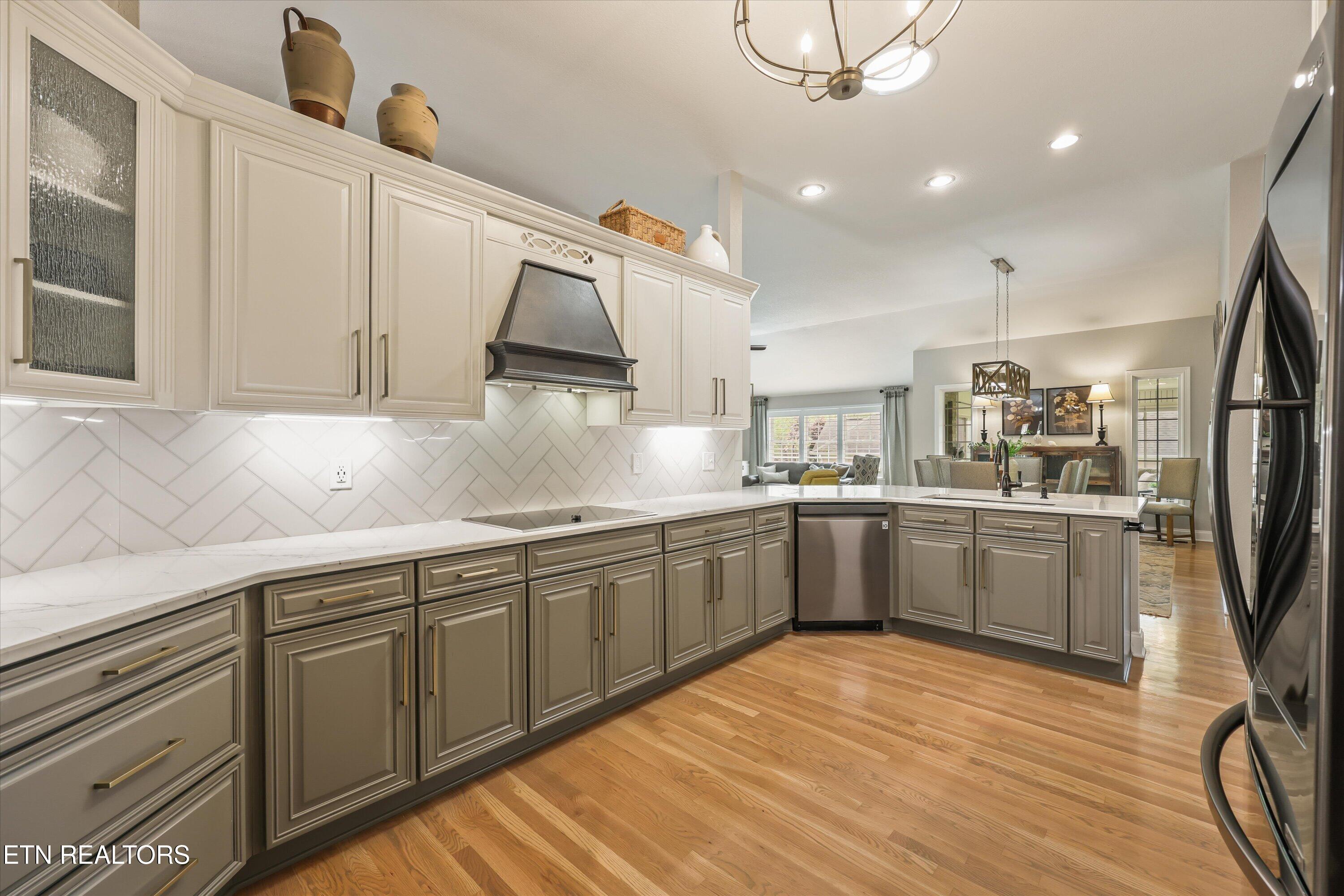 130 Timber Circle Lenoir City TN 37772