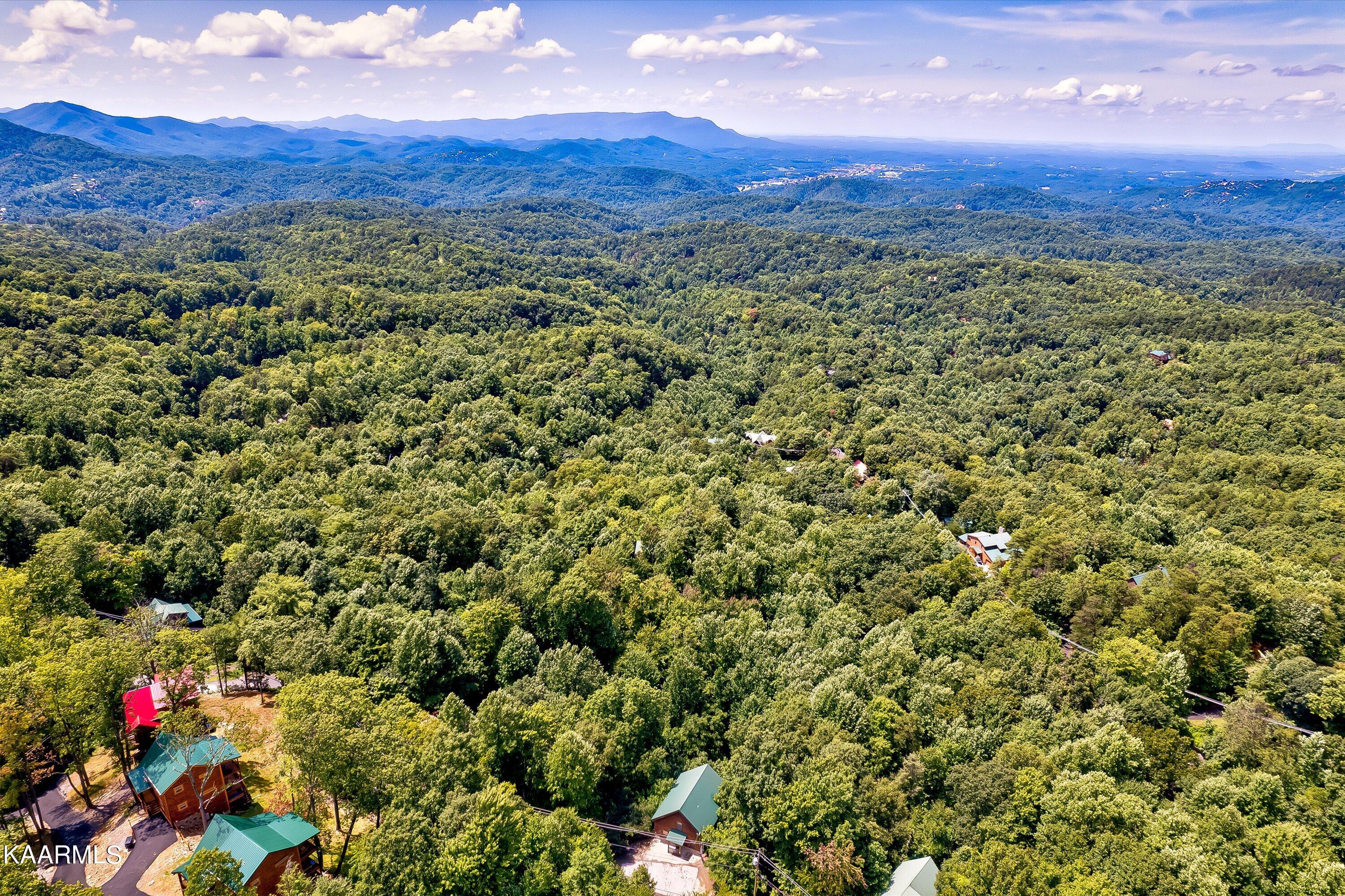 661 Battle Top Road Sevierville TN 37876