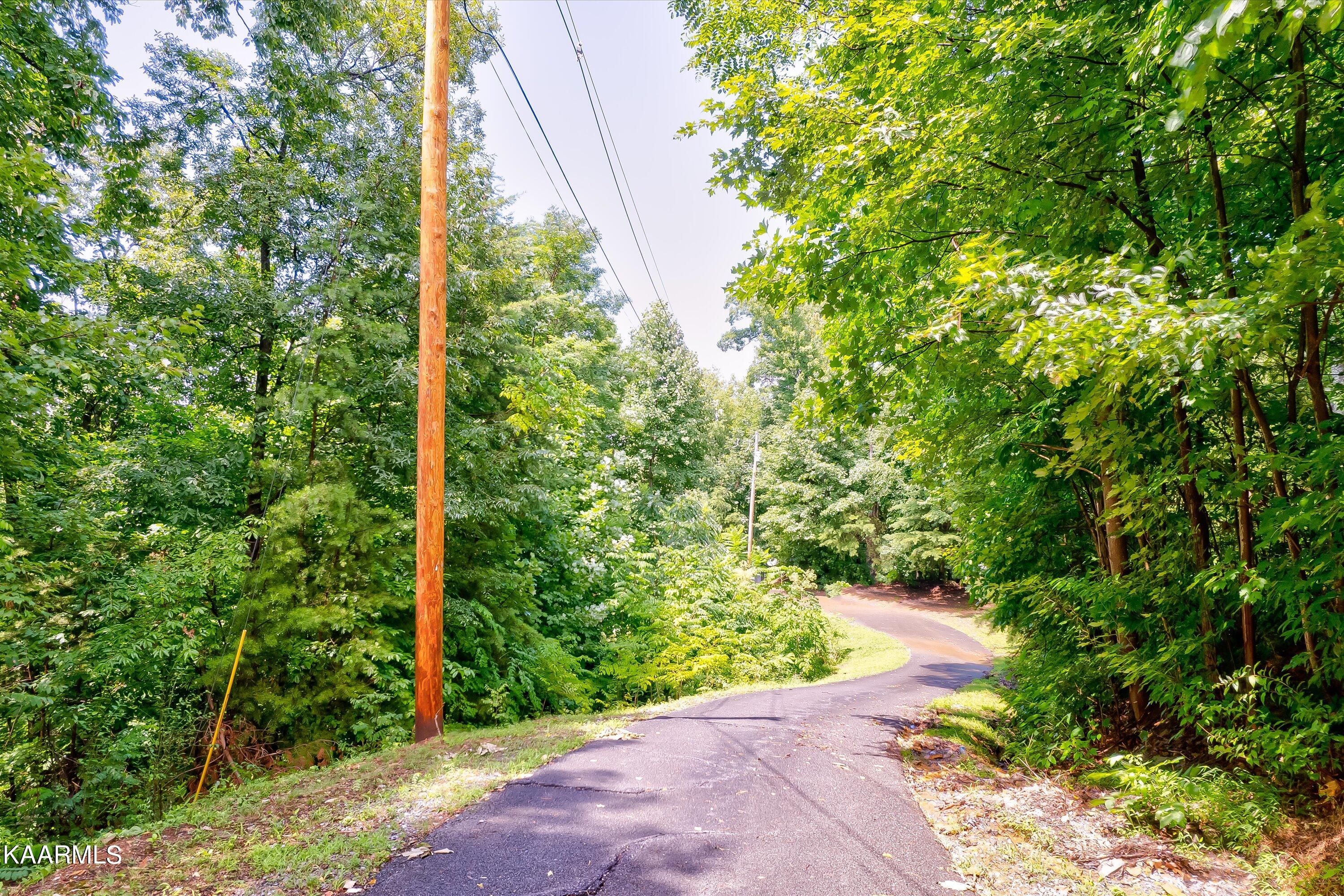 661 Battle Top Road Sevierville TN 37876
