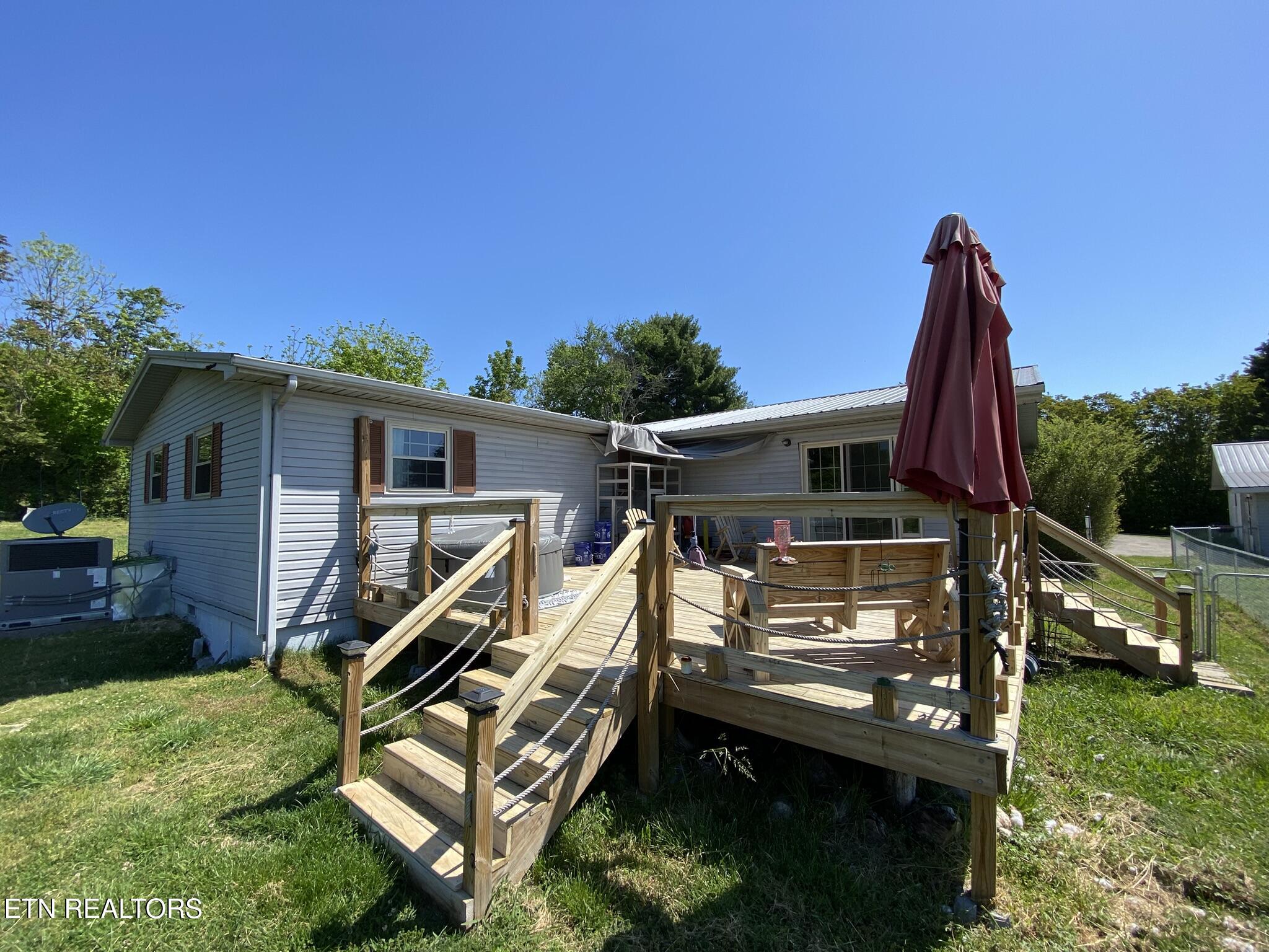 285 County Road 260 Niota TN 37826
